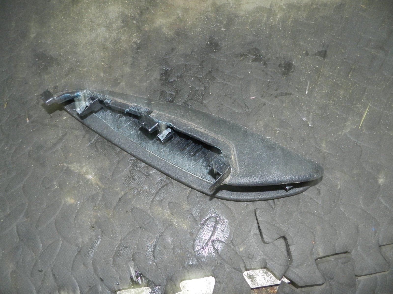 174. 2020 NISSAN MICRA K14. CENTRE CONSOLE TRIM - Image 3