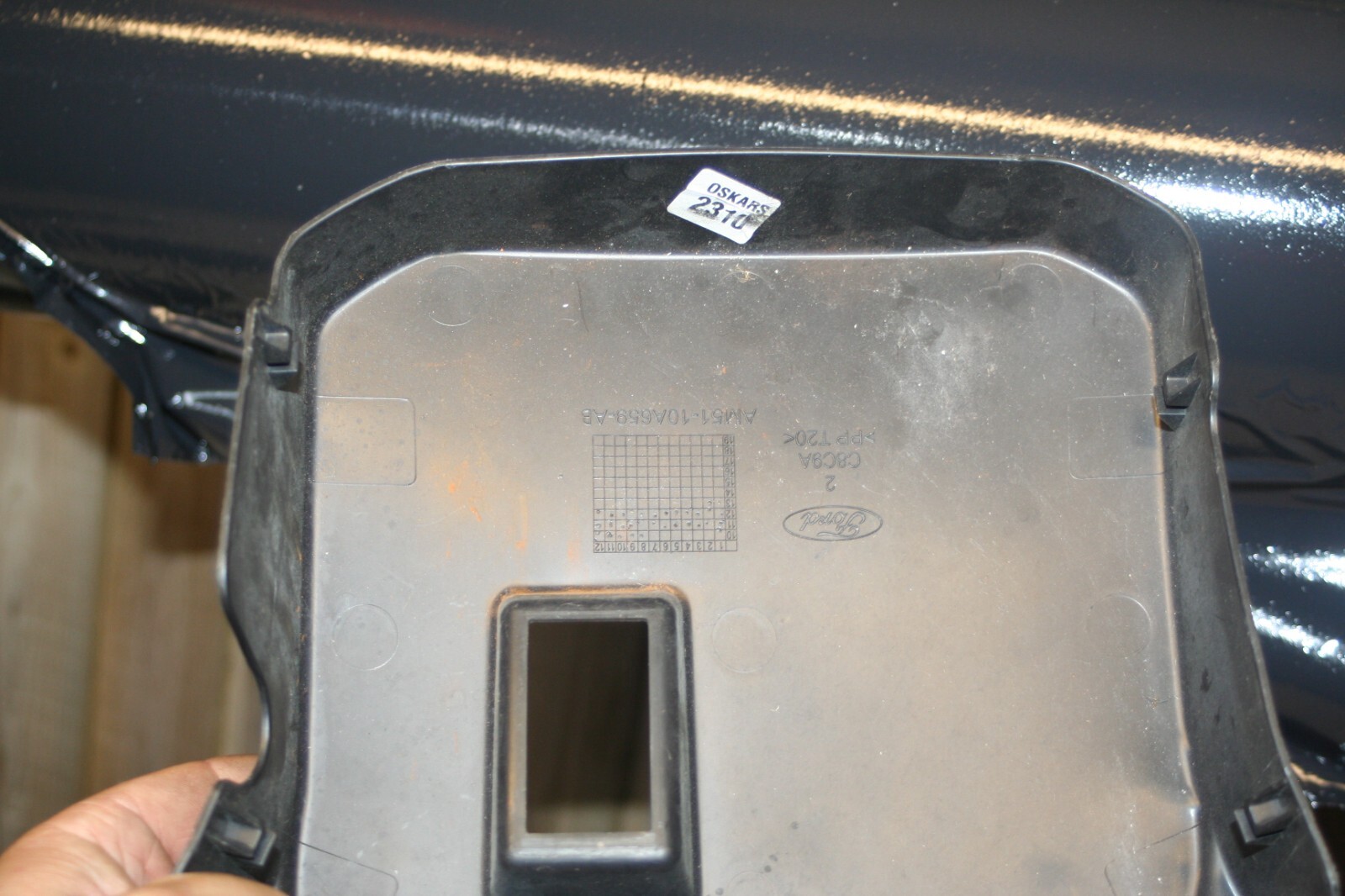 (6B) 2013 FORD FOCUS 1.0 ECOBOOST. BATTERY COVER TRIM - Image 3