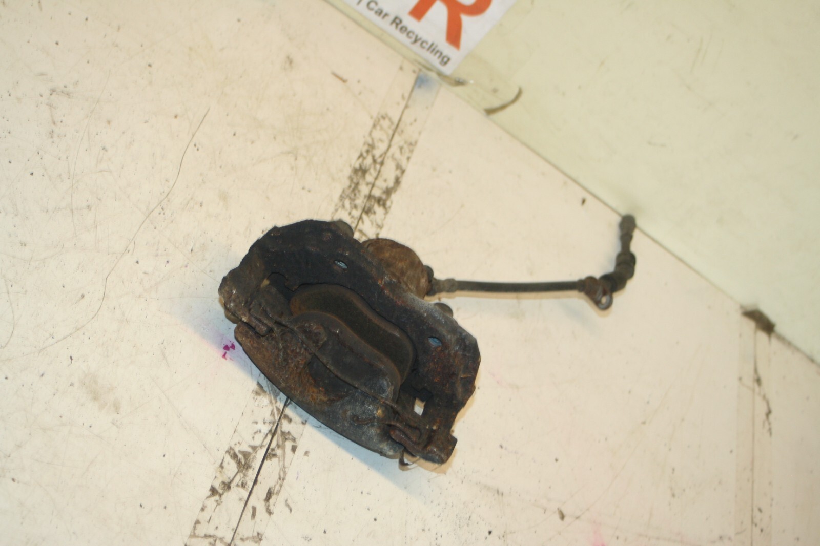 (6B) 2013 FORD FOCUS 1.0 ECOBOOST. BRAKE CALIPER DRIVER FRONT - Image 2