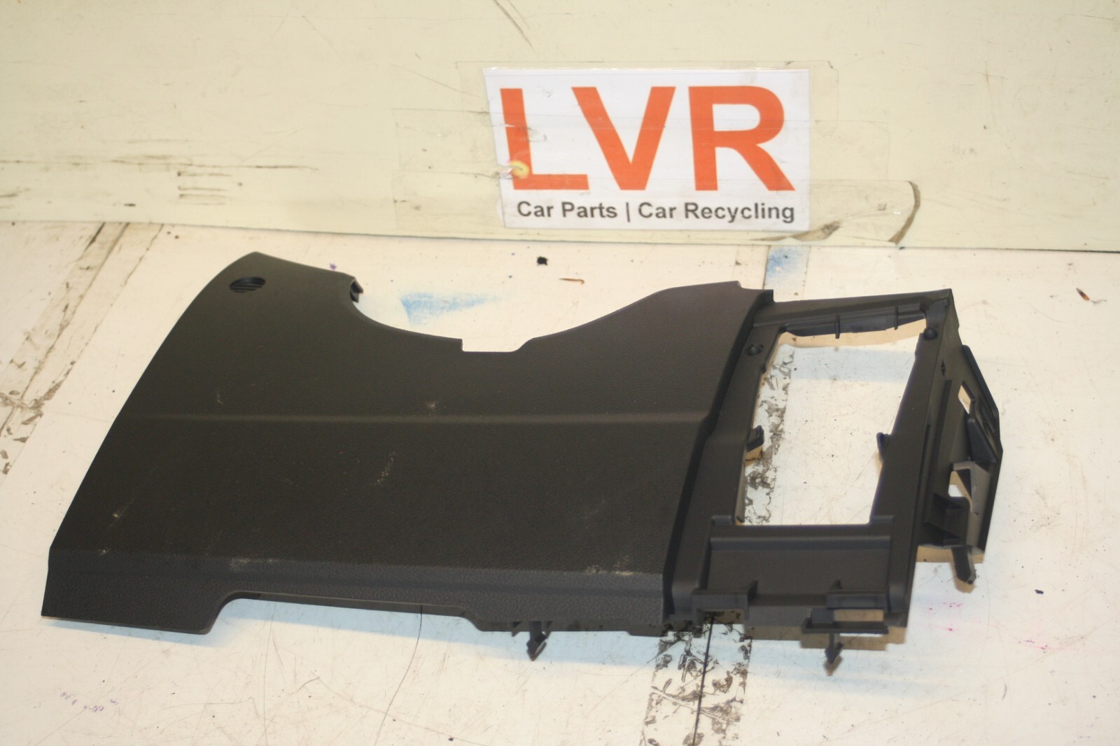 (6B) 2013 FORD FOCUS 1.0 ECOBOOST. UNDER STEERING LOWER DASH COLUMN TRIM PANEL