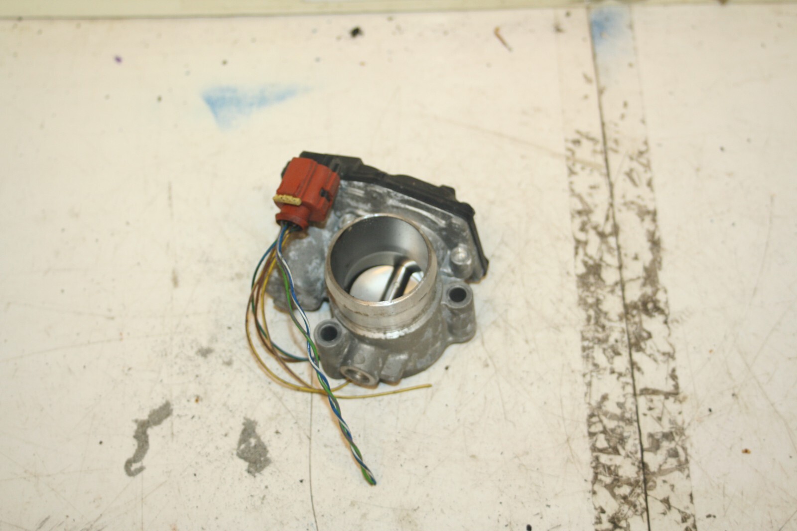 (6B) 2013 FORD FOCUS 1.0 ECOBOOST. INTAKE THROTTLE BODY - Image 2