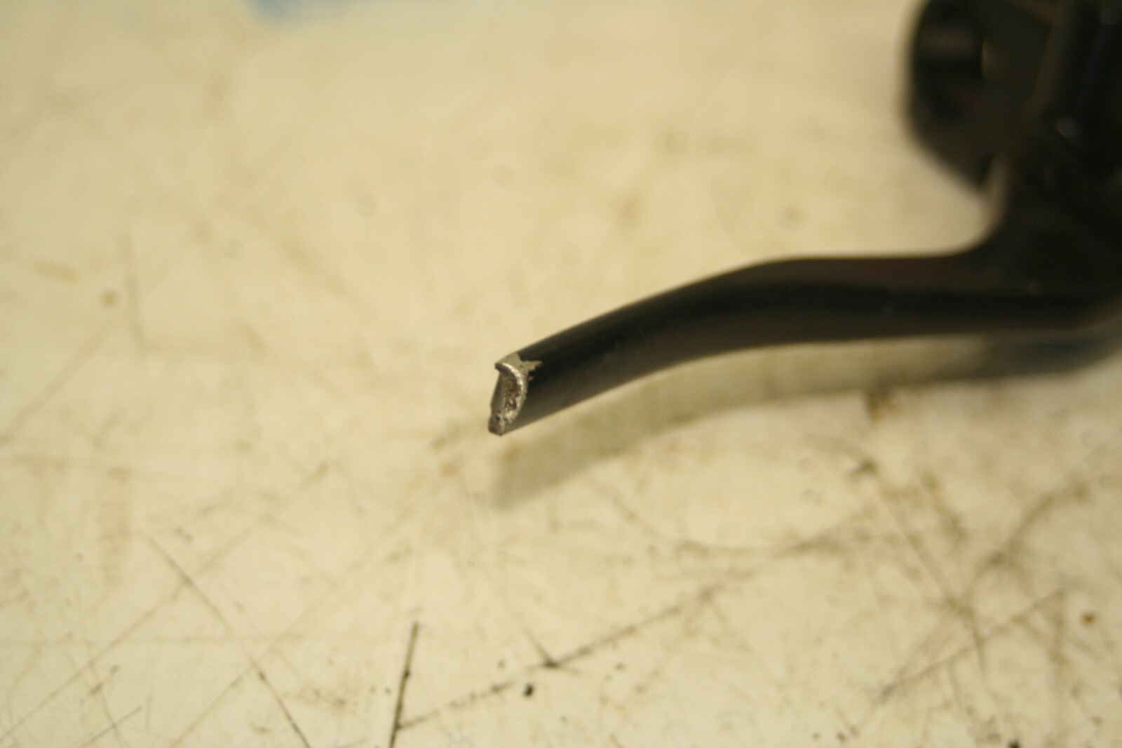 2020 KAWASAKI NINJA 125 CC. BRAKE HANDLE BROKEN RIGHT BRAKE - Image 2