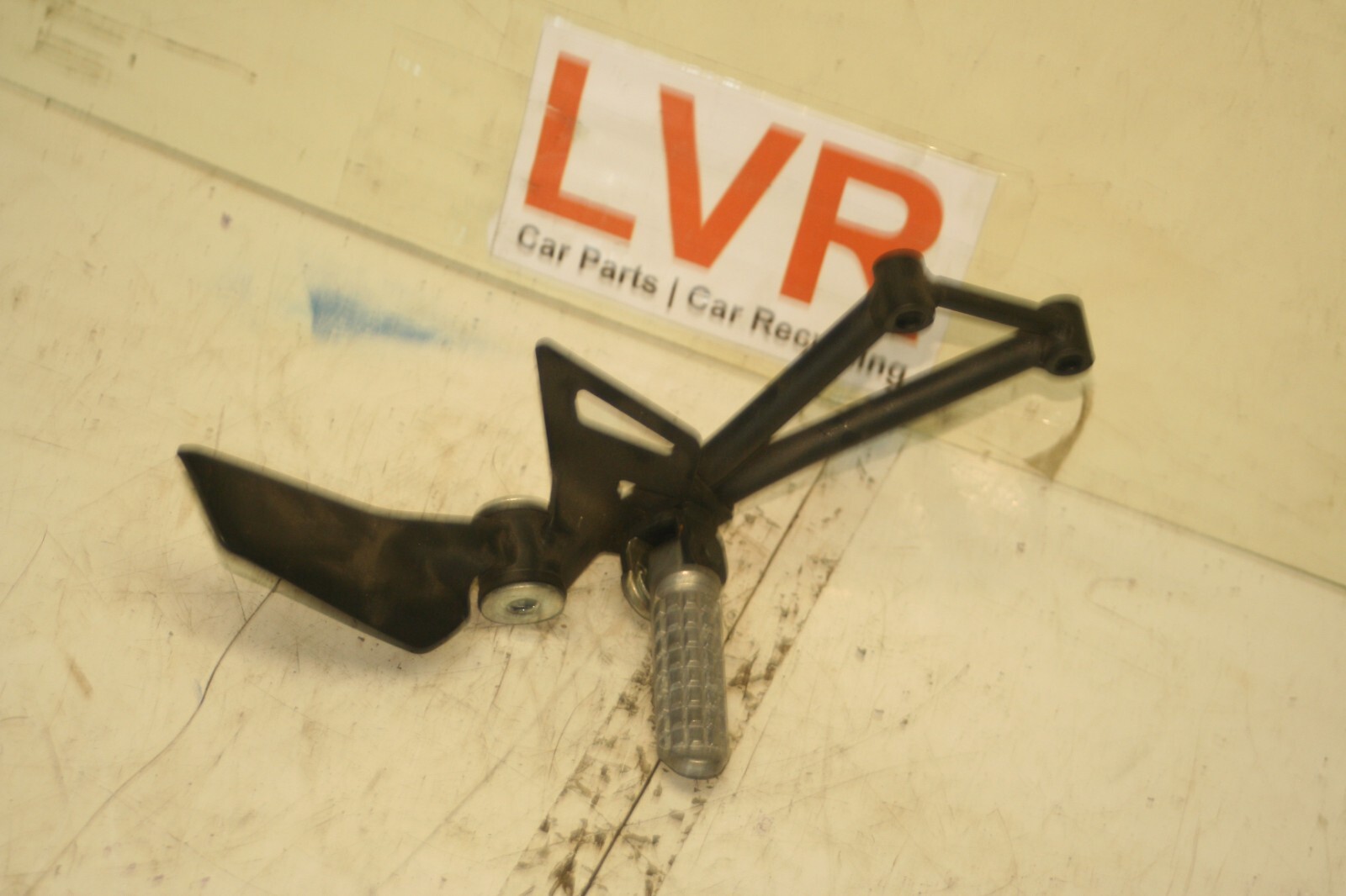 2020 KAWASAKI NINJA 125 CC. REAR PEG