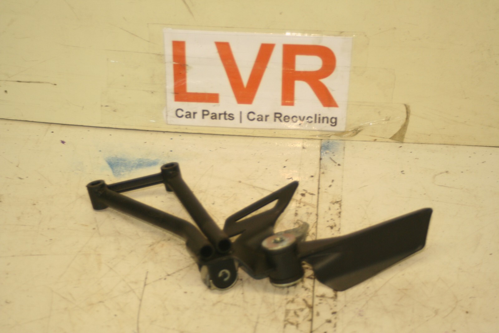 2020 KAWASAKI NINJA 125 CC. REAR PEG - Image 2
