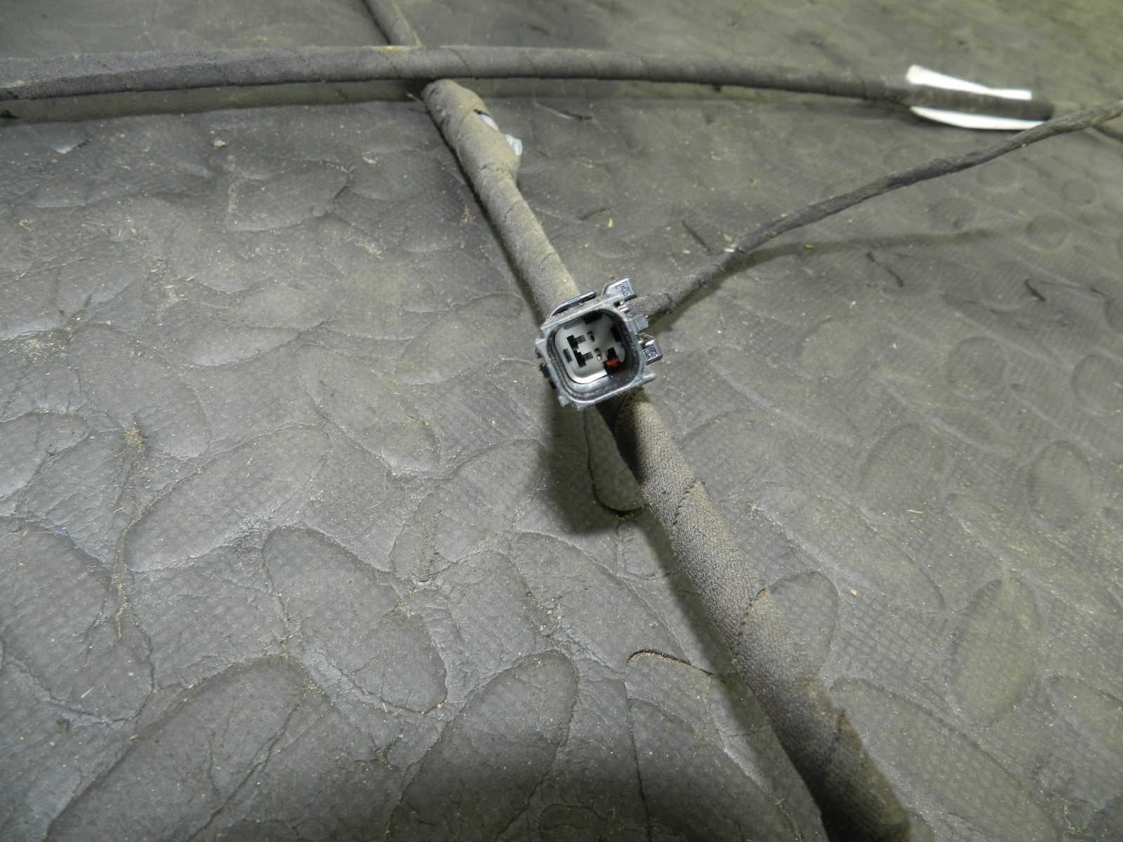 172. 2011 JEEP GRAND CHEROKEE MK4 WK2. PASSENGER SIDE FRONT DOOR WIRING - Image 3