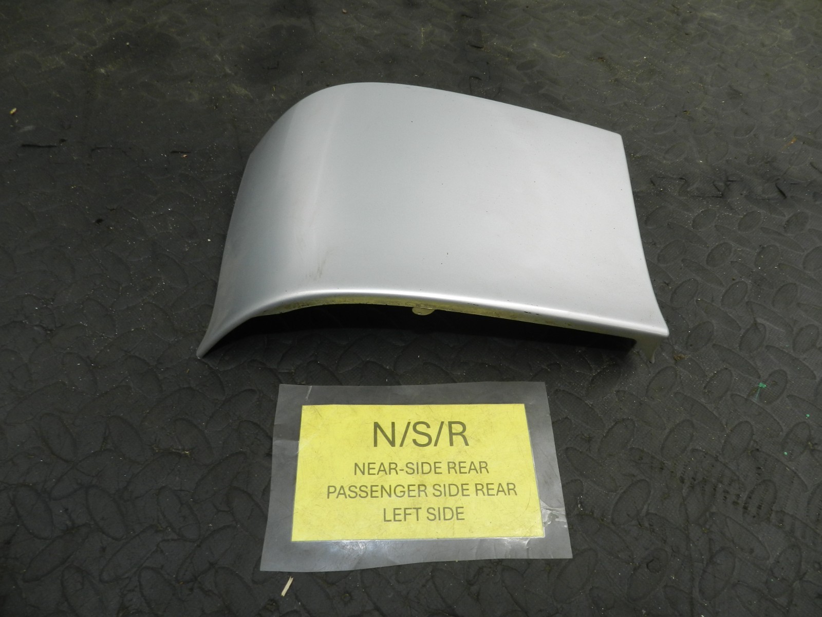177. 2000 SAAB 9-3 CONVERTIBLE YS3D. PASSENGER SIDE REAR LOWER LIGHT TRIM SILVER