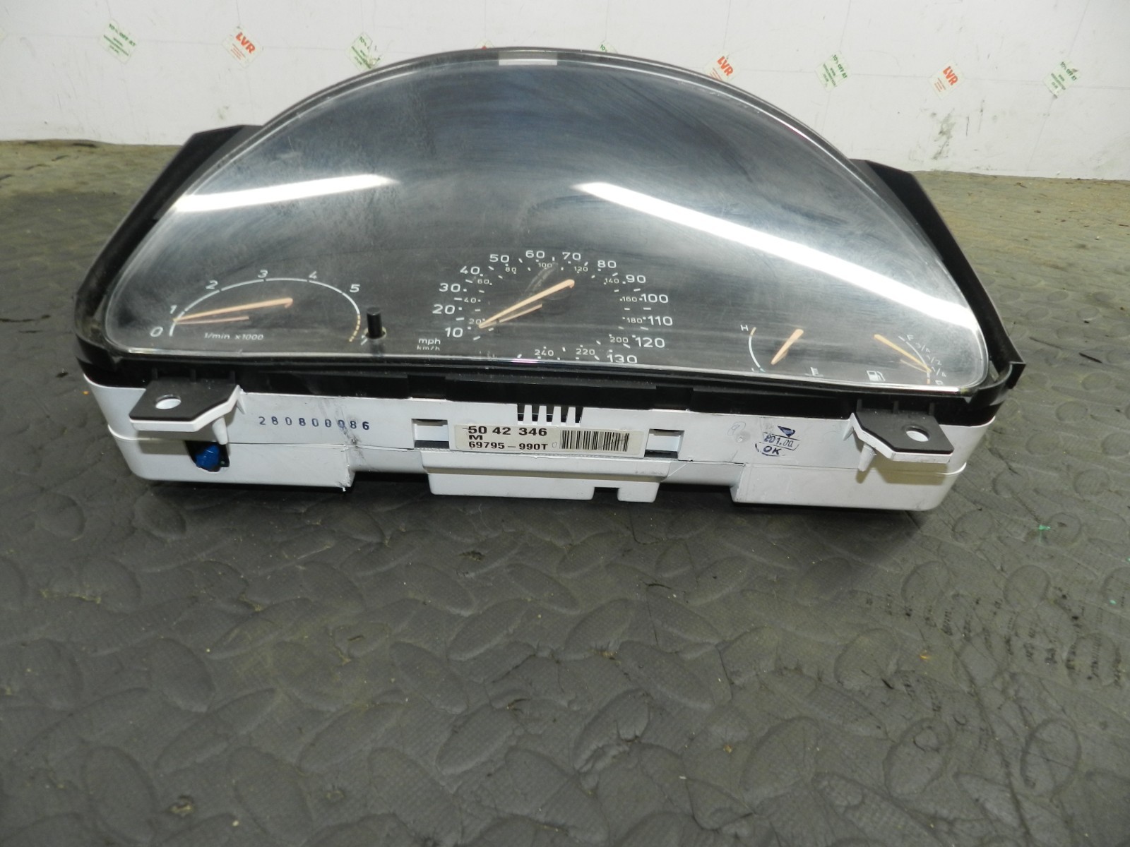177. 2000 SAAB 9-3 CONVERTIBLE YS3D. SPEEDO SPEEDOMETER INSTRUMENT PANEL CLUSTER - Image 2