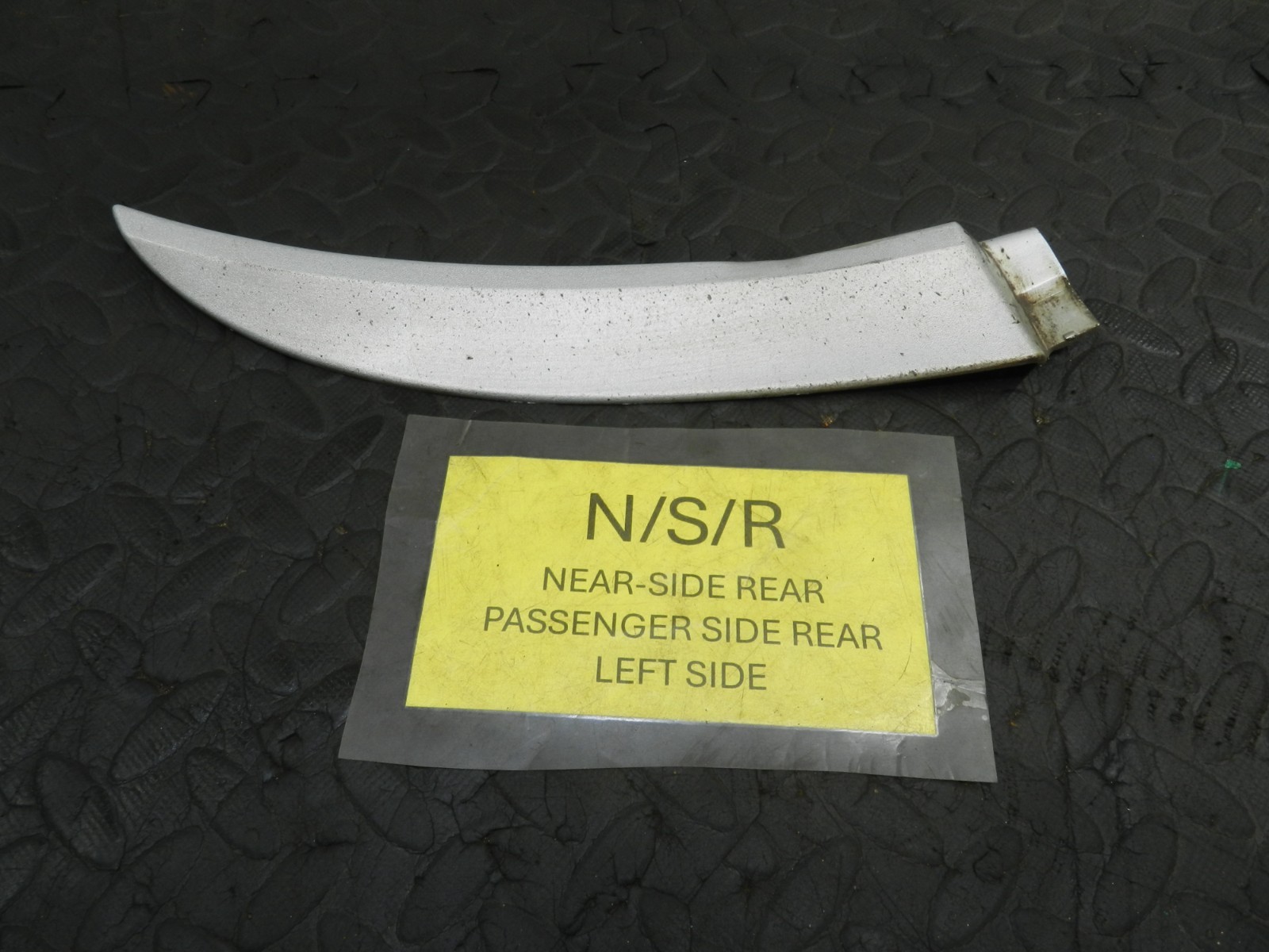177. 2000 SAAB 9-3 CONVERTIBLE YS3D. PASSENGER SIDE REAR WHEEL ARCH TRIM