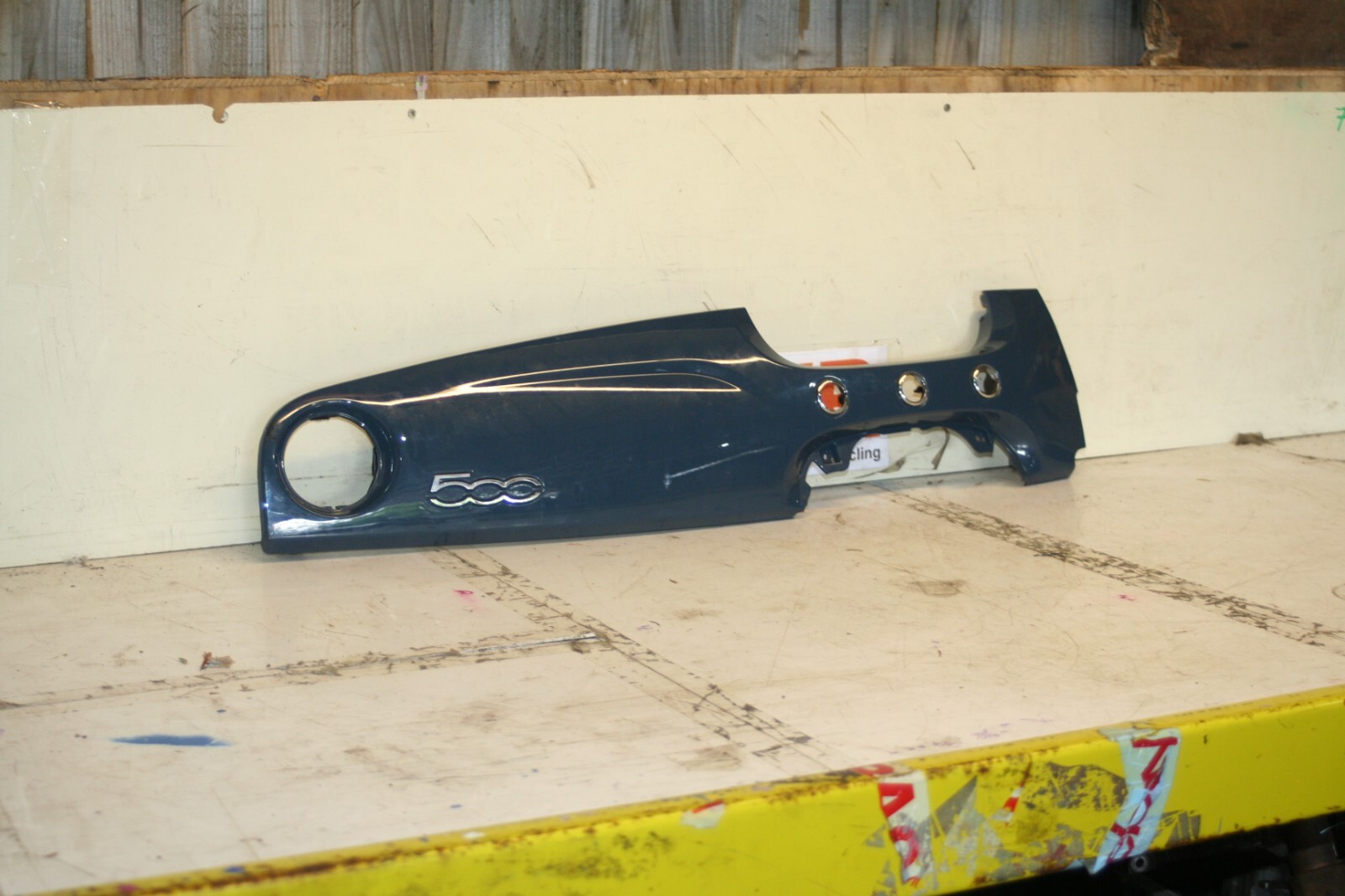 2008 FIAT 500. 1.2 PETROL. DASH BOARD PAINTED TRIM