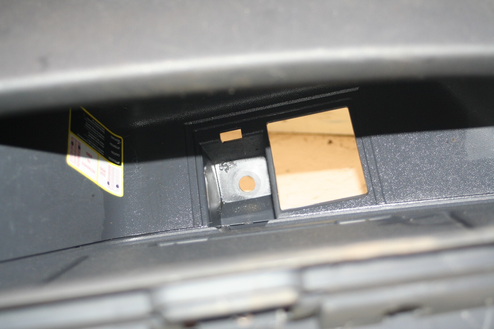 2008 FIAT 500. 1.2 PETROL. DASHBOARD TRIM POCKET STORAGE - Image 3
