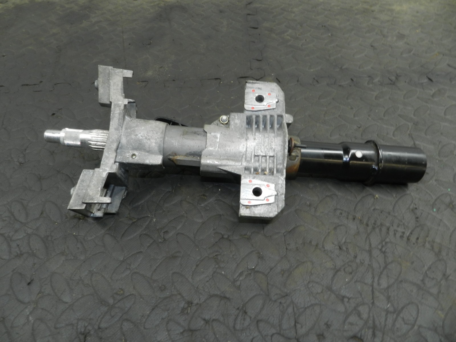 177. 2000 SAAB 9-3 CONVERTIBLE YS3D. STEERING COLUMN