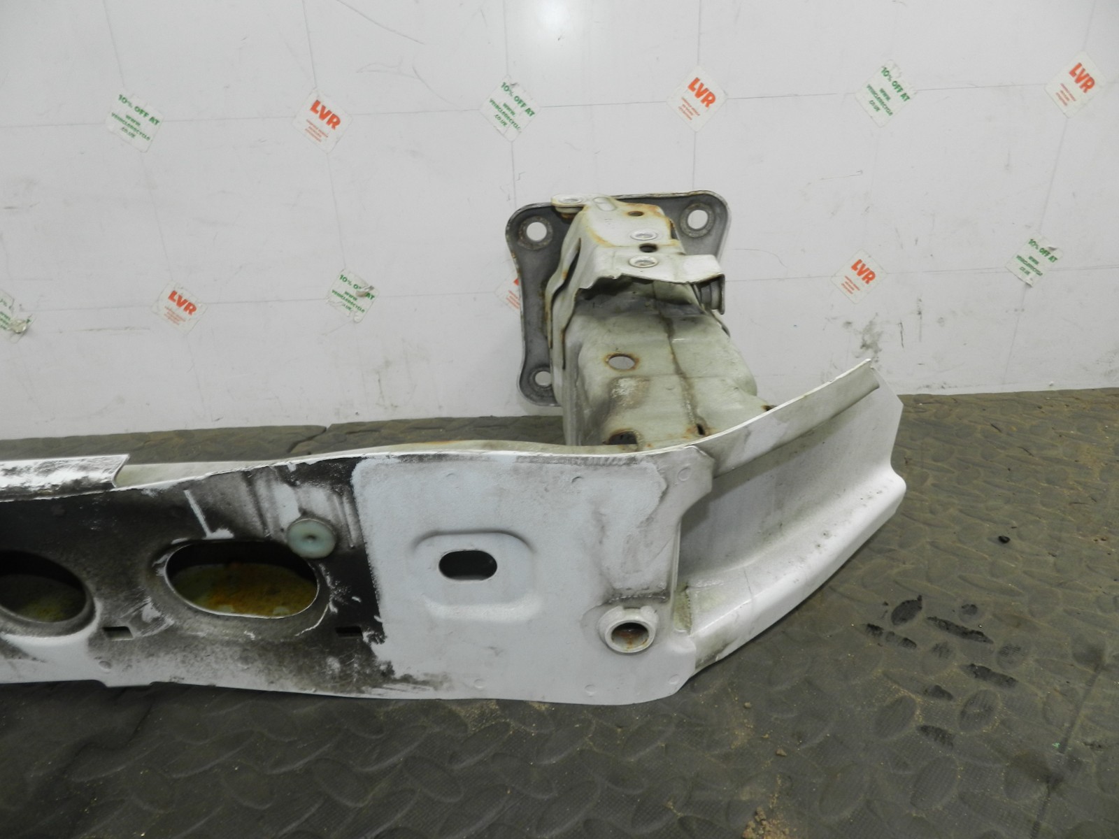 178. 2012 FORD FOCUS MK3. FRONT BUMPER CRASH SUPPORT BAR - Image 3
