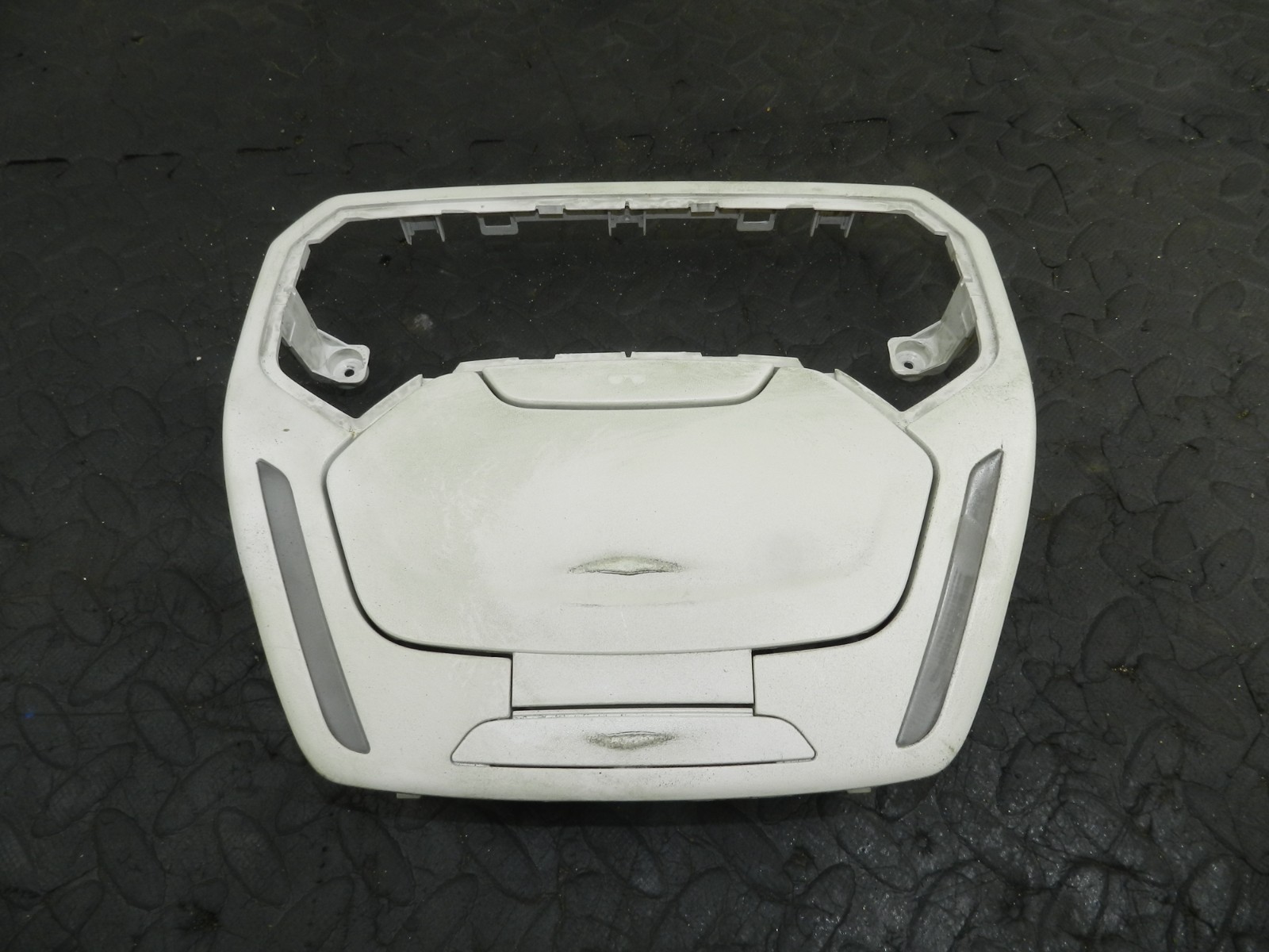 178. 2012 FORD FOCUS MK3. ROOF STORAGE PANEL LIGHT PANEL