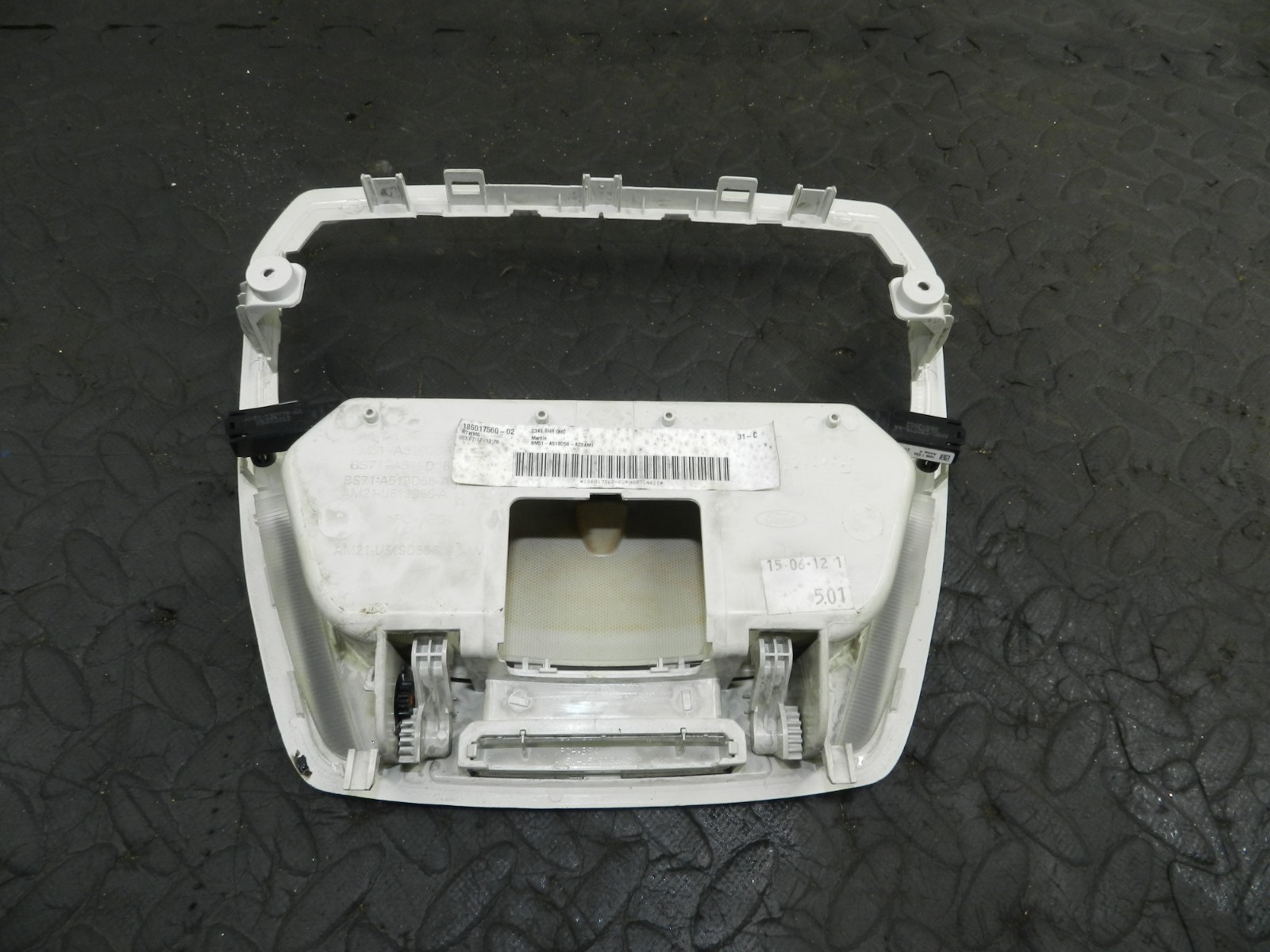 178. 2012 FORD FOCUS MK3. ROOF STORAGE PANEL LIGHT PANEL - Image 2