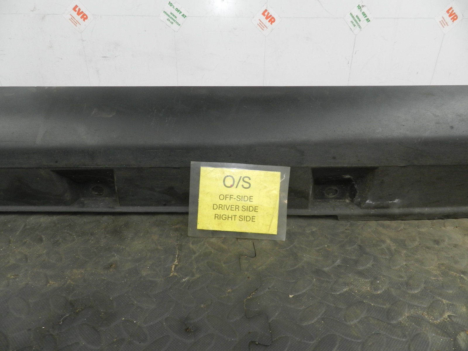 178. 2012 FORD FOCUS MK3. DRIVER SIDE SKIRT TRIM - Image 3