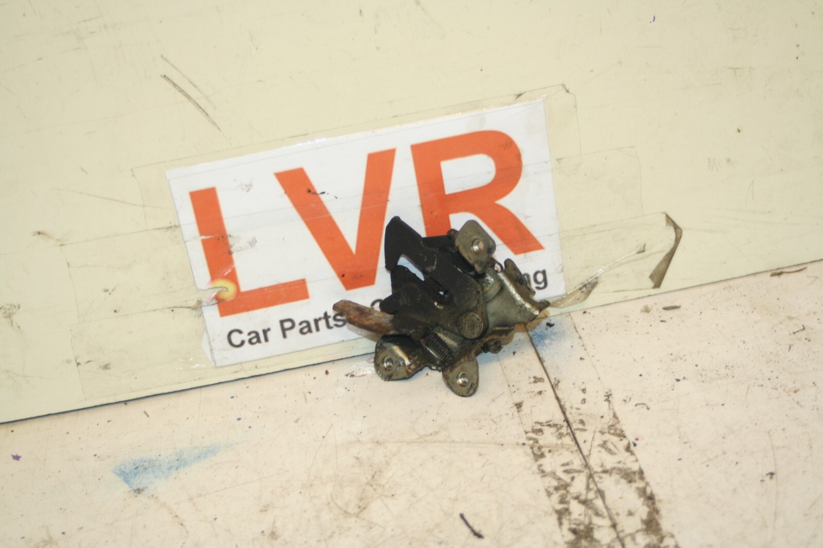 2008 FIAT 500. 1.2 PETROL. BONNET LATCH