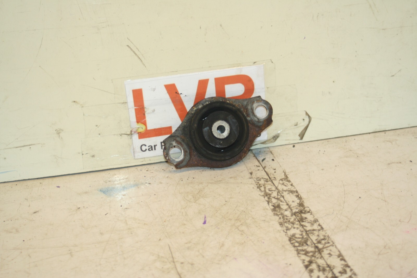 2008 FIAT 500. 1.2 PETROL. GEARBOX MOUNT