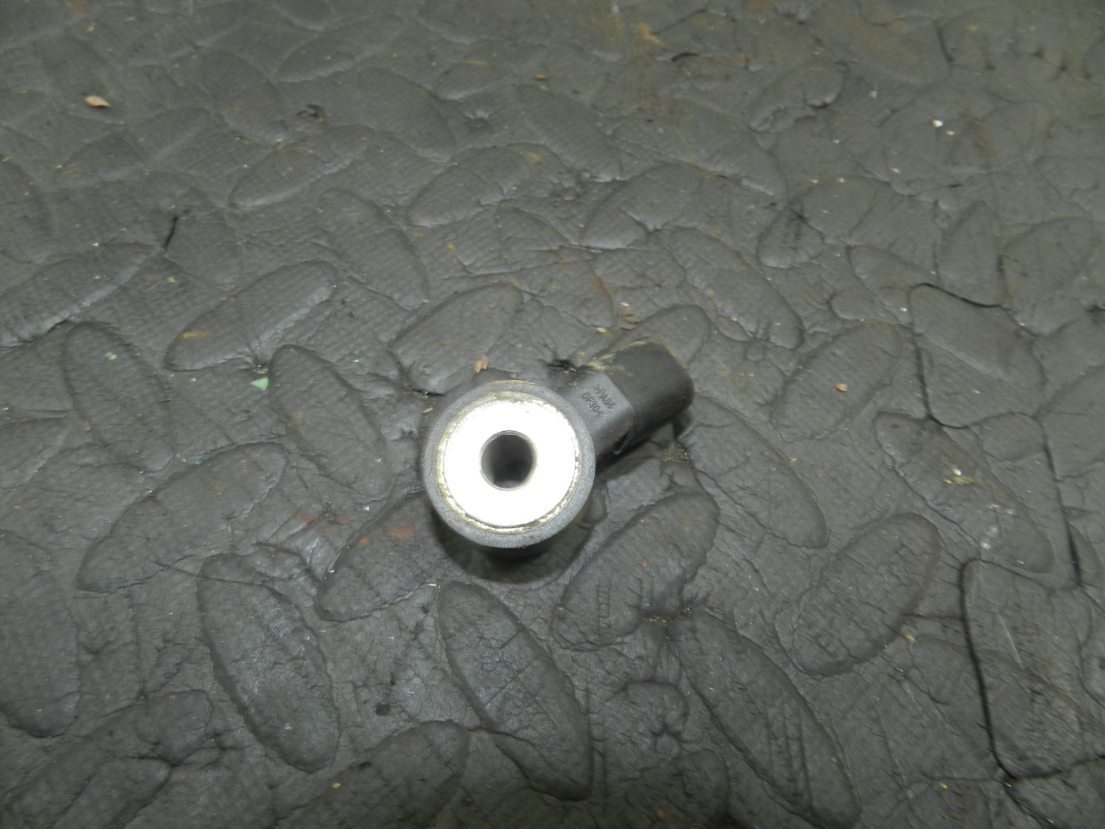 178. 2012 FORD FOCUS MK3. KNOCK SENSOR - Image 2