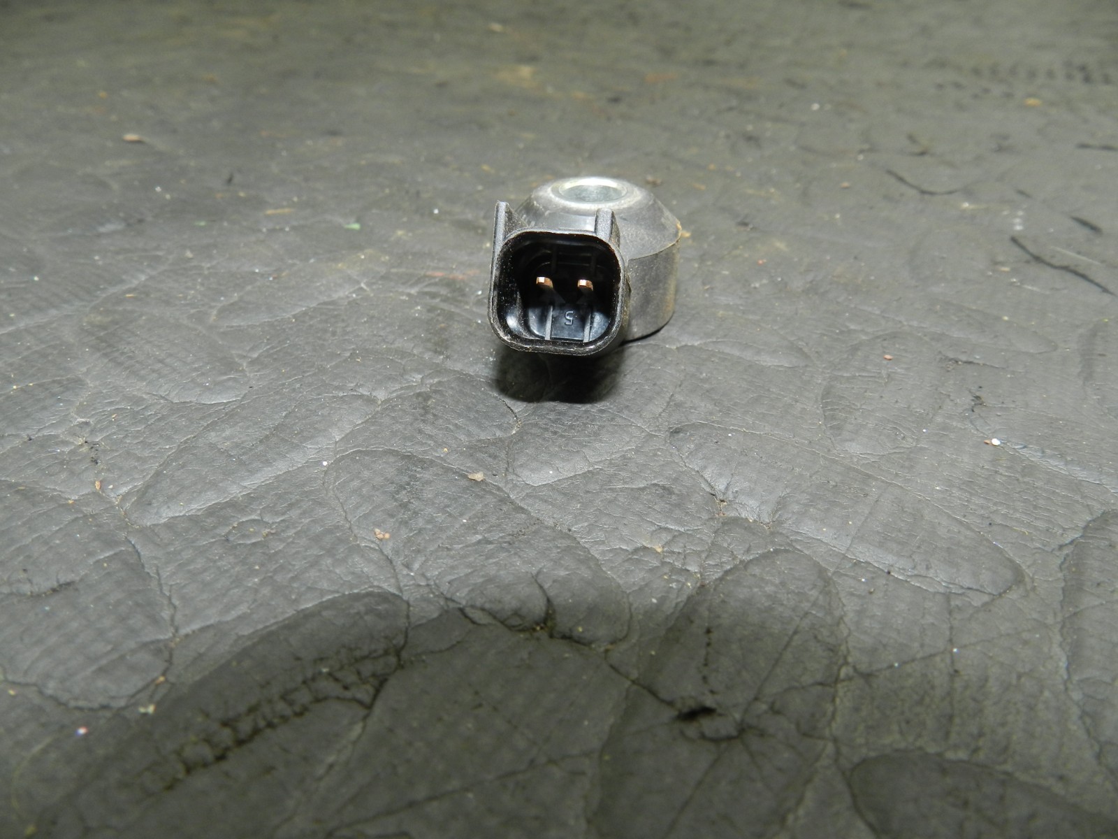 178. 2012 FORD FOCUS MK3. KNOCK SENSOR - Image 3
