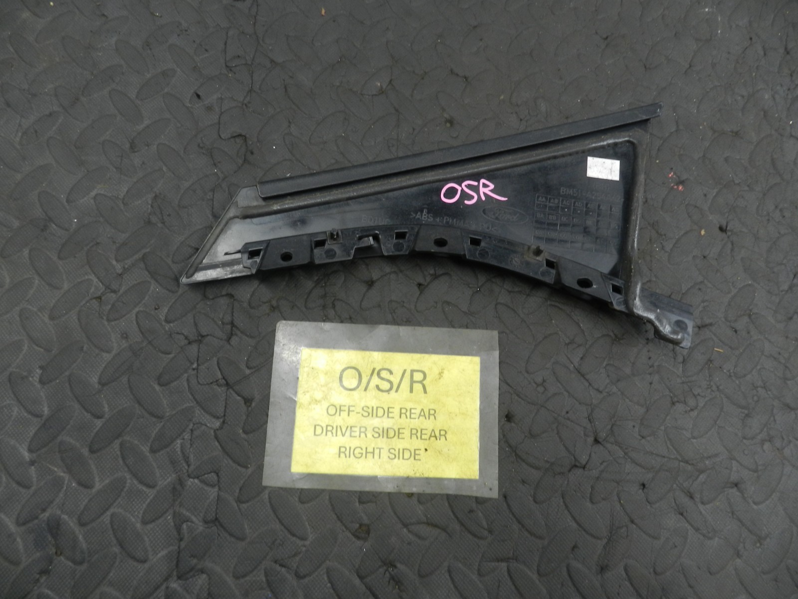 178. 2012 FORD FOCUS MK3. DRIVER SIDE REAR DOOR TRIM