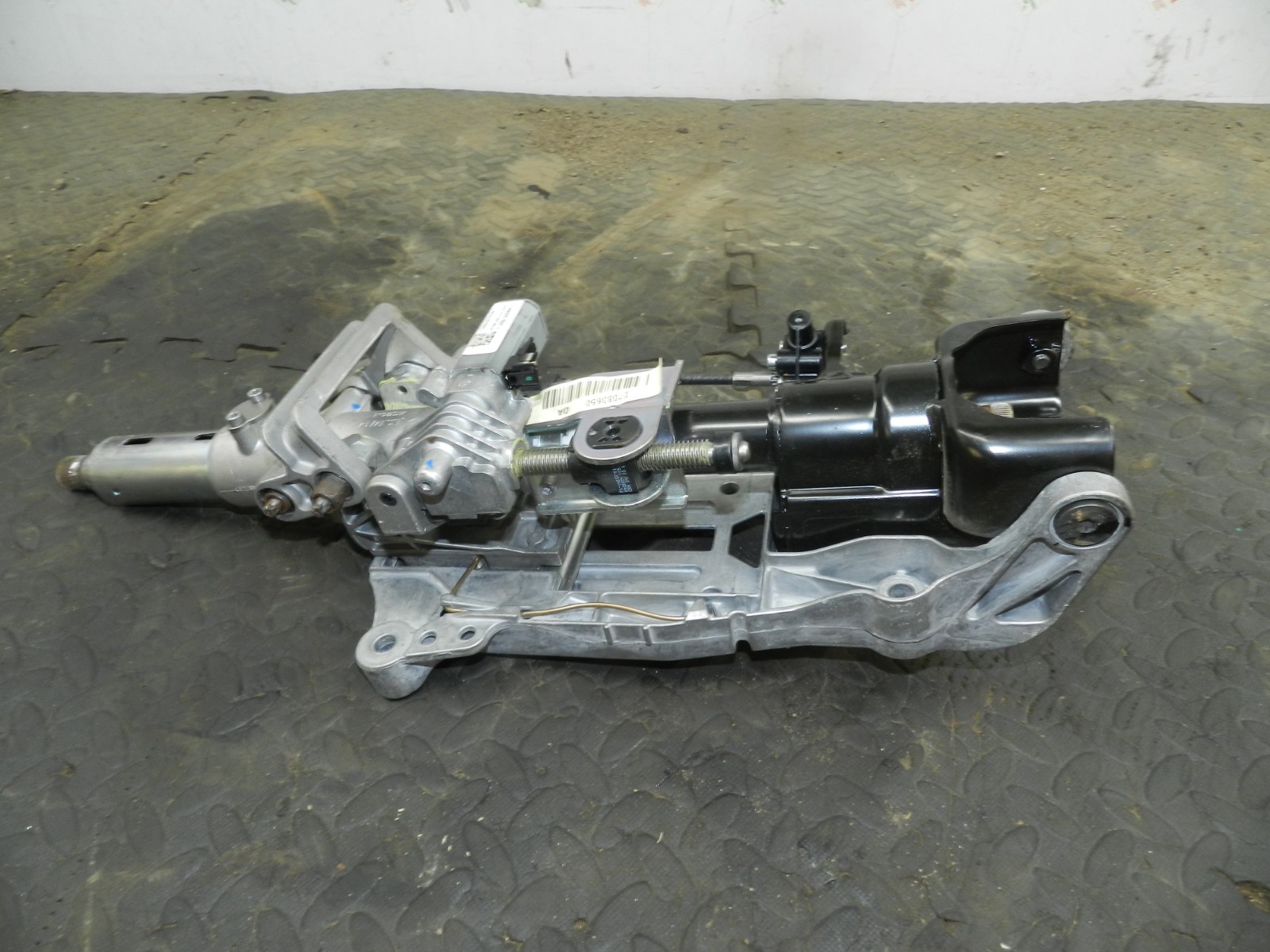 172. 2011 JEEP GRAND CHEROKEE MK4 WK2. STEERING COLUMN - Image 3