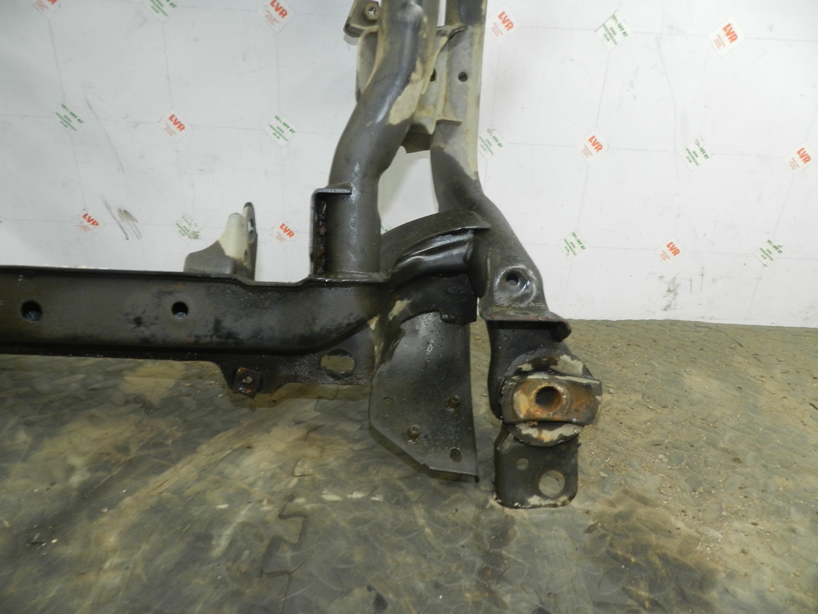 172. 2011 JEEP GRAND CHEROKEE MK4 WK2. FRONT SUSPENSION SUB FRAME - Image 5