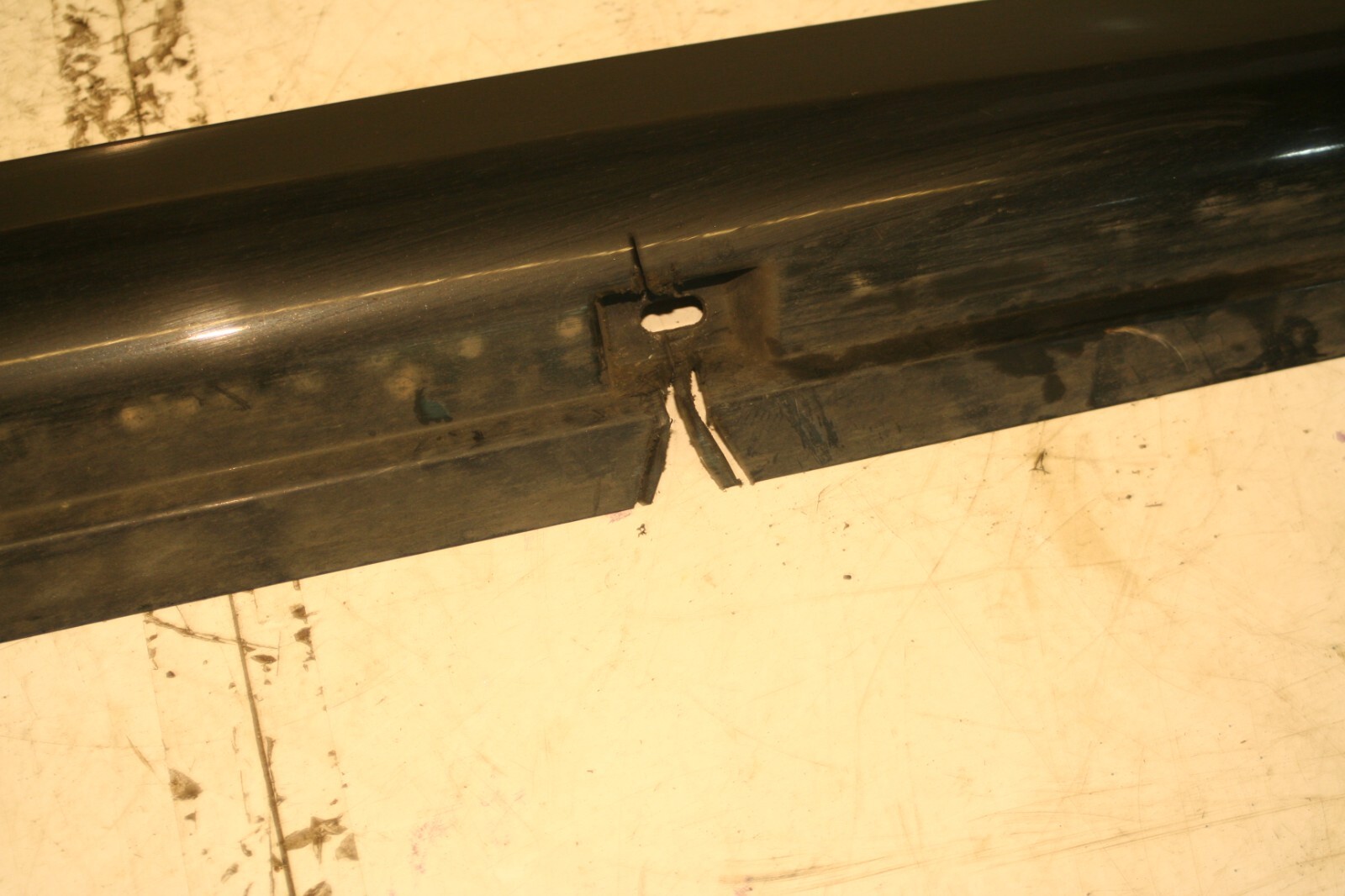 2008 VAUXHALL VECTRA C, 2.2 PETROL. PAIR OF SIDE SKIRTS - Image 3