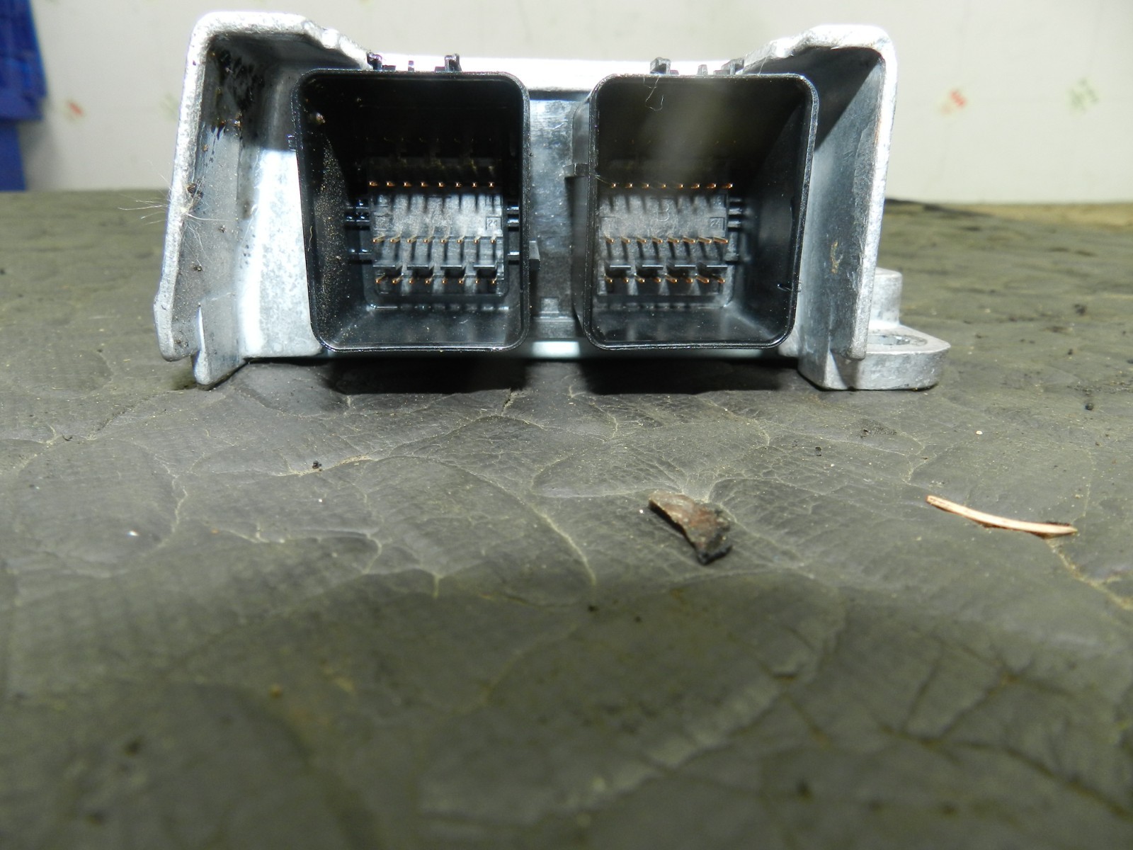 172. 2011 JEEP GRAND CHEROKEE MK4 WK2. AIR BAG ECU 68025654AJ - Image 4