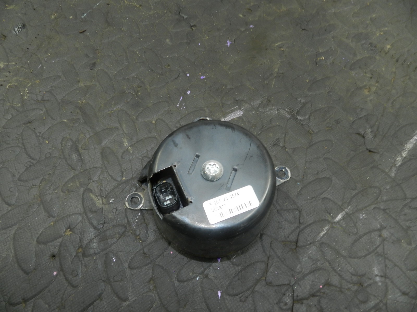 172. 2011 JEEP GRAND CHEROKEE MK4 WK2. ALARM HORN - Image 2