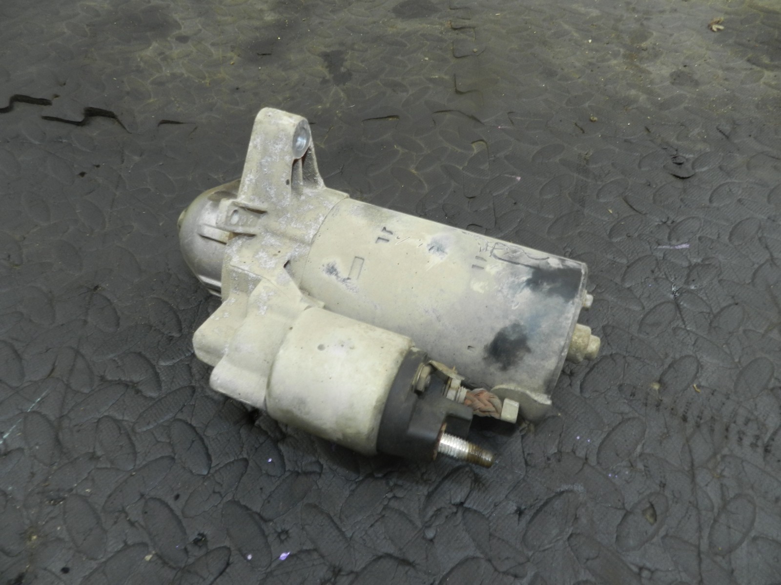 172. 2011 JEEP GRAND CHEROKEE MK4 WK2. STARTER MOTOR