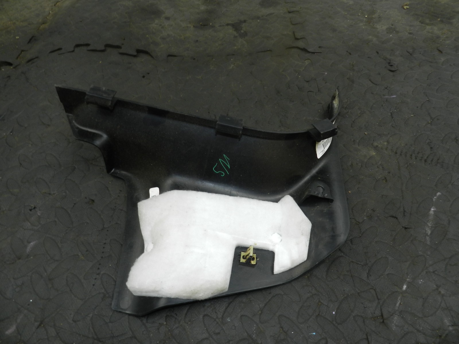 172. 2011 JEEP GRAND CHEROKEE MK4 WK2. PASSENGER SIDE REAR LOWER SILL TRIM - Image 4