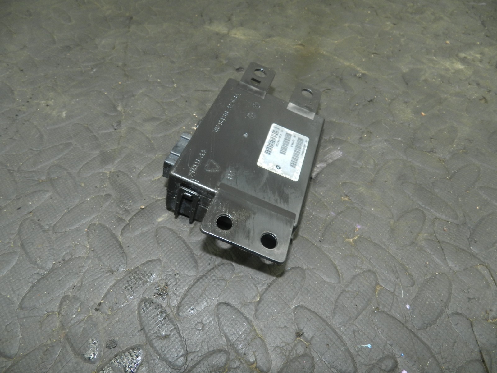 172. 2011 JEEP GRAND CHEROKEE MK4 WK2. 56038890AG BLIND SPOT CONTROL MODULE - Image 2