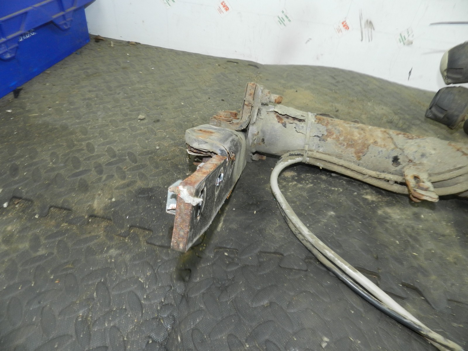 172. 2011 JEEP GRAND CHEROKEE MK4 WK2. TOW BAR WITH ELECTRONICS - Image 5