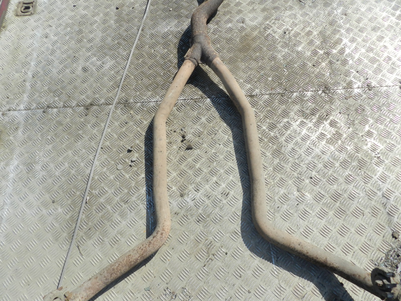 172. 2011 JEEP GRAND CHEROKEE MK4 WK2. EXHAUST MIDDLE AND REAR BOXES PIPES - Image 4
