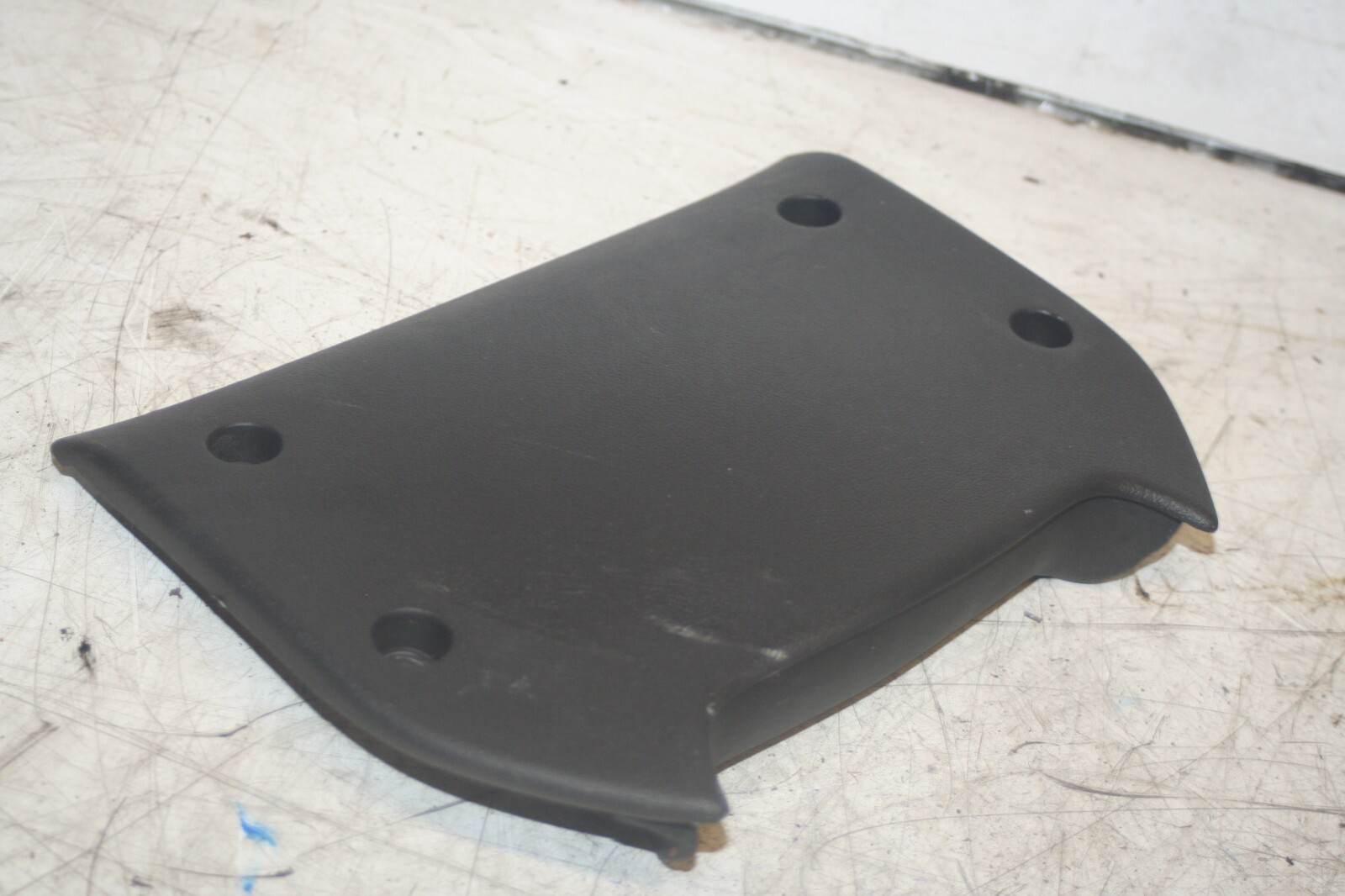 JAGUAR S TYPE. DASHBOARD TRIM LOWER STEERING COLUMN