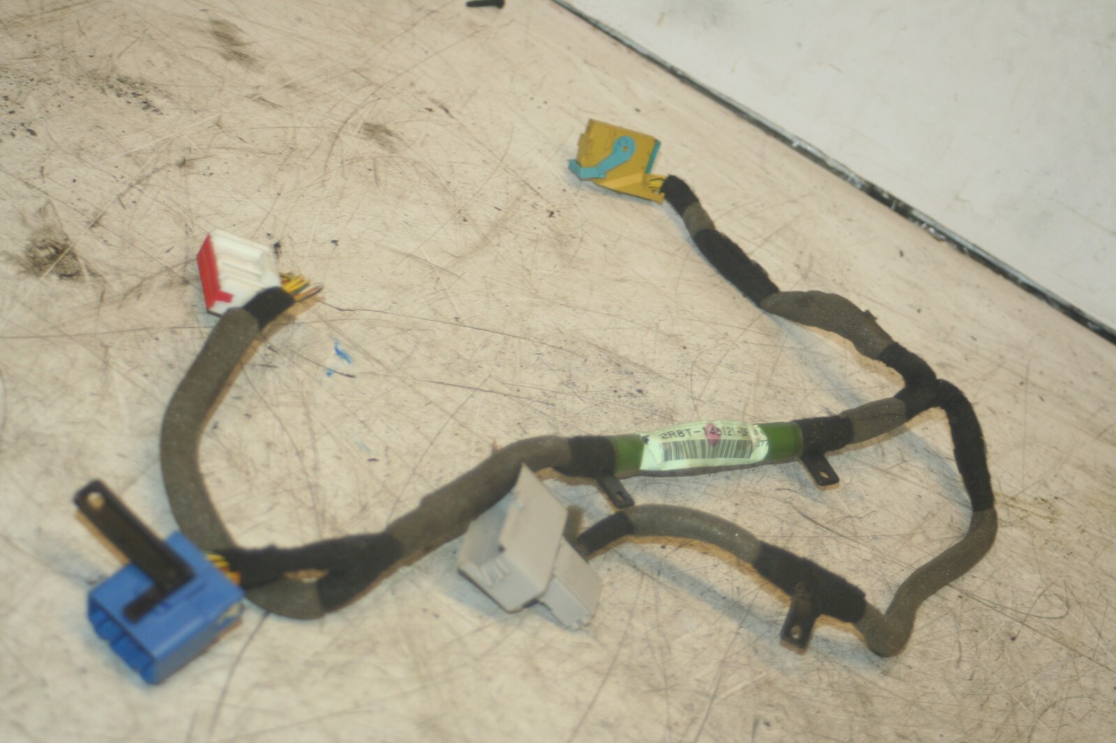 JAGUAR S TYPE. 2R8T-14B121-DF DRIVERS DOOR WIRING LOOM - Image 3