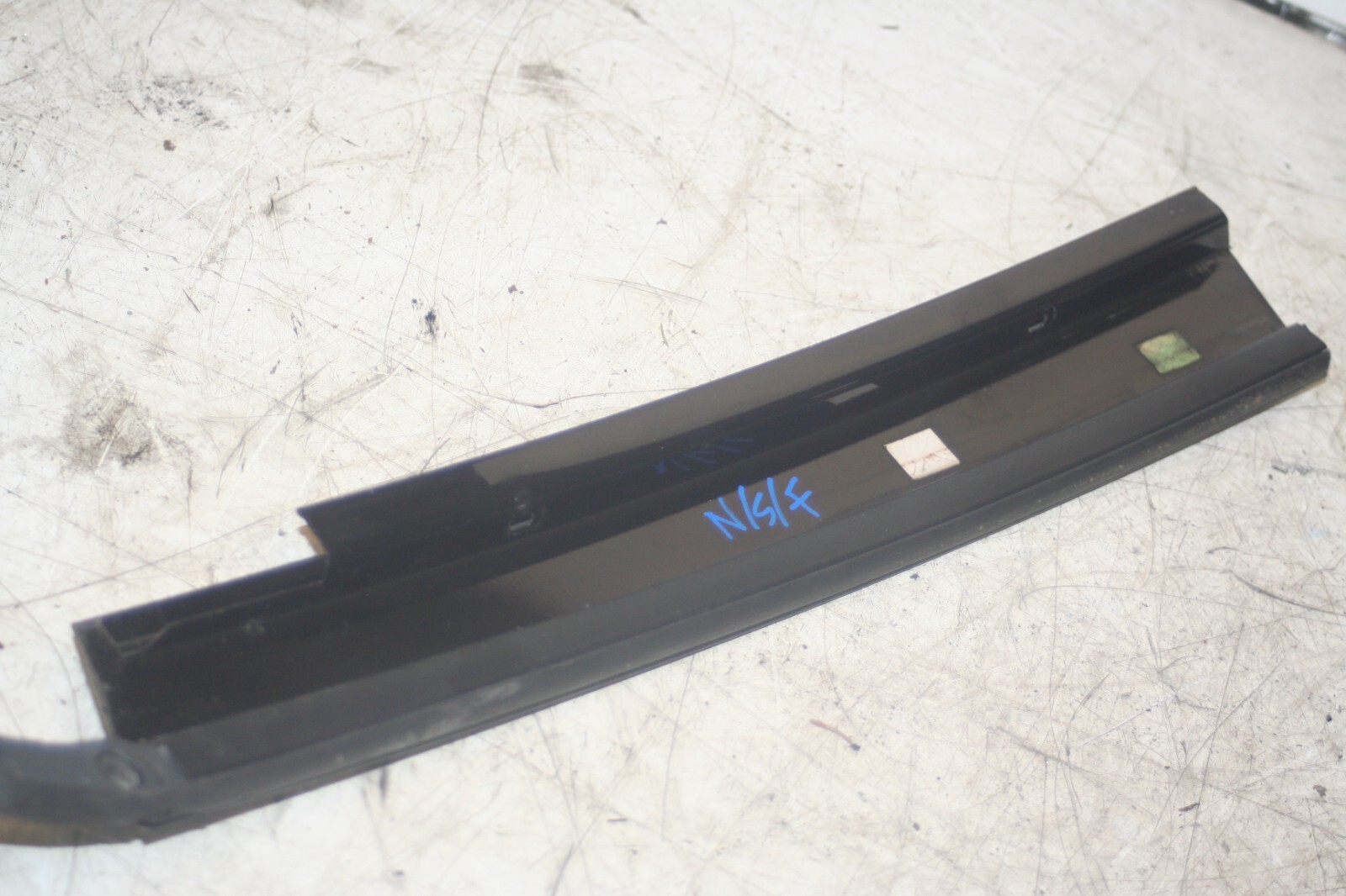 JAGUAR S TYPE. PASSENGER SIDE FRONT DOOR TRIM - Image 2