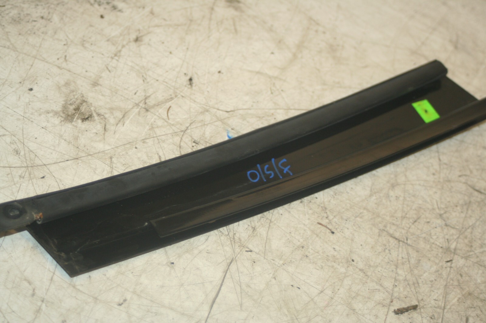 JAGUAR S TYPE. DRIVER SIDE FRONT DOOR TRIM - Image 2