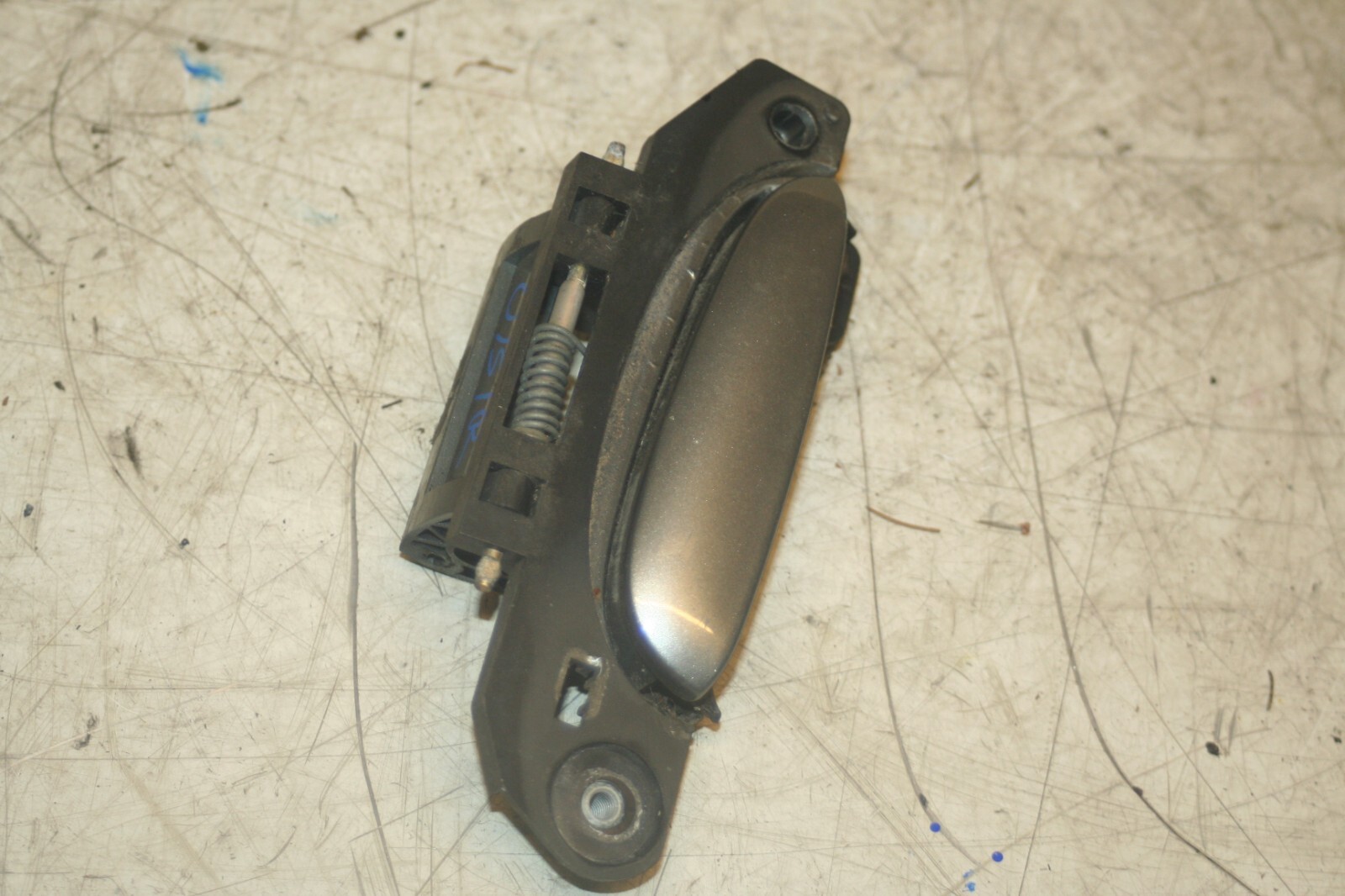 JAGUAR S TYPE. DRIVER SIDE REAR OUTSIDE DOOR HANDLE EXTERNAL - Image 3