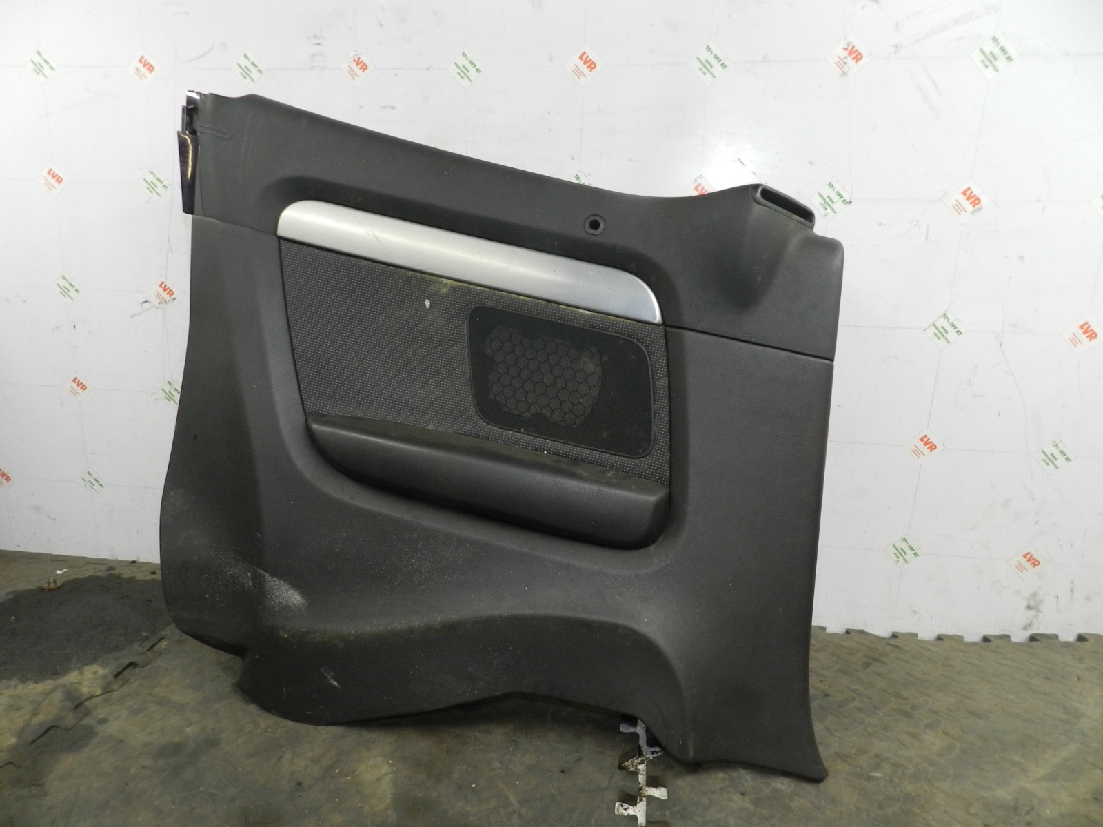 183. 2006 AUDI A4 CONVERTIBLE B7. PASSENGER SIDE REAR DOOR PANEL TRIM - Image 3