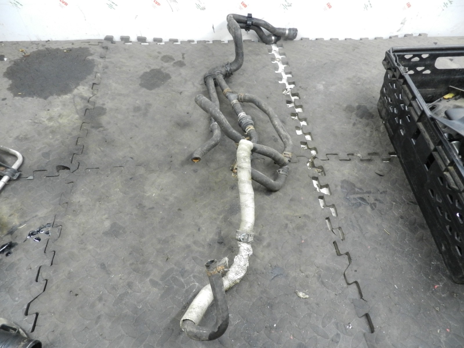 182. 2004 LANDROVER FREELANDER 1 L314. COOLANT PIPES