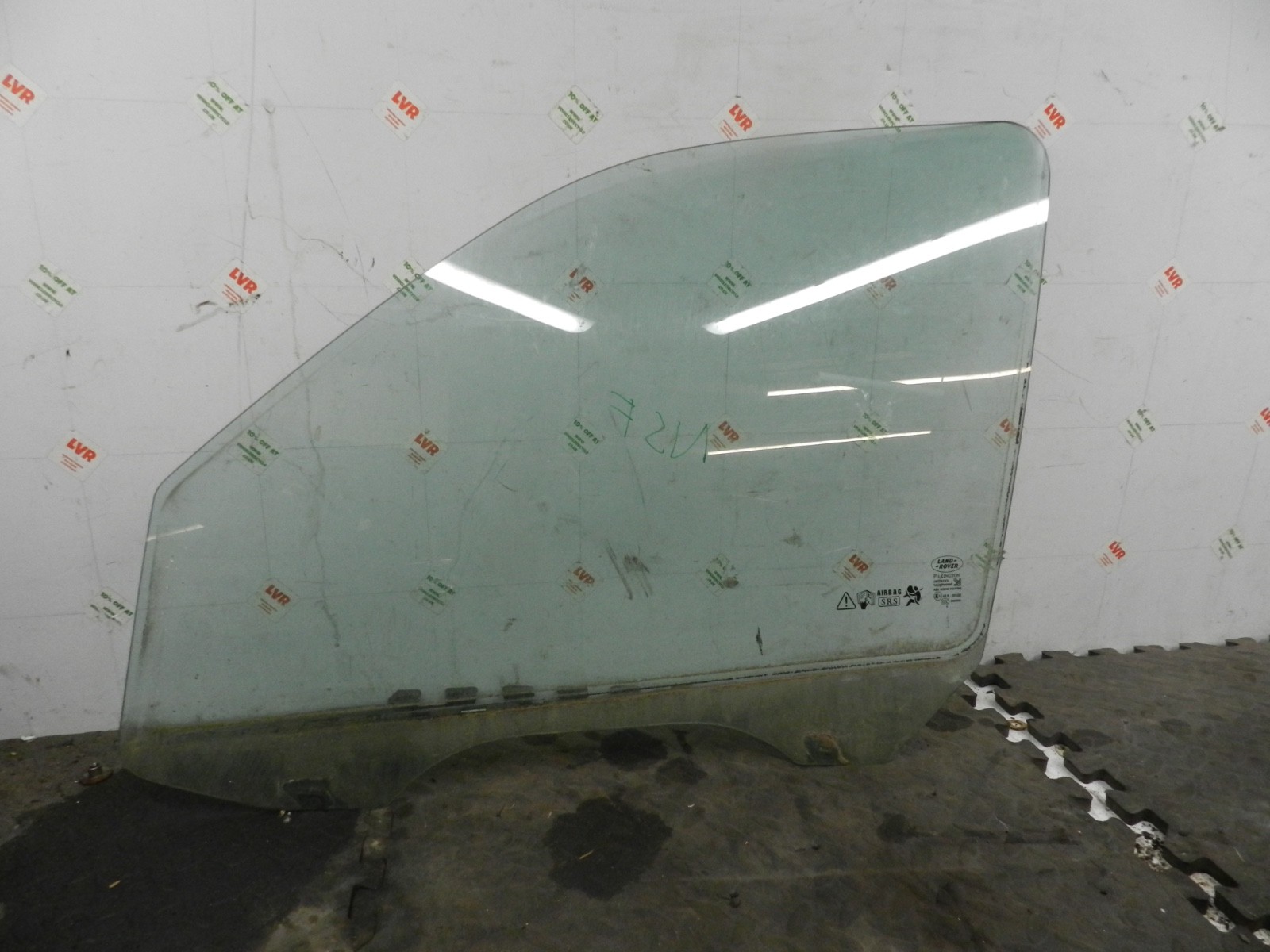 182. 2004 LANDROVER FREELANDER 1 L314. PASSENGER SIDE FRONT DOOR WINDOW GLASS - Image 2