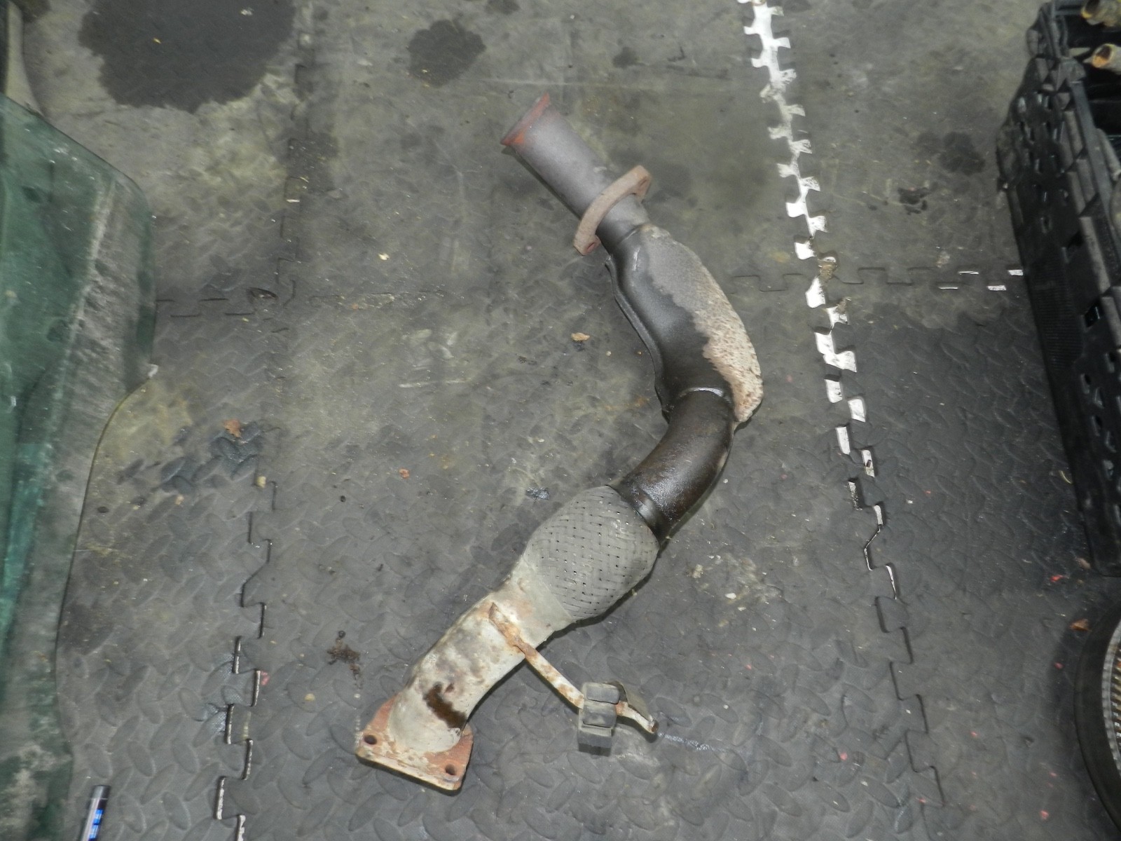 182. 2004 LANDROVER FREELANDER 1 L314. EXHAUST FLEXI PIPE DOWN PIPE