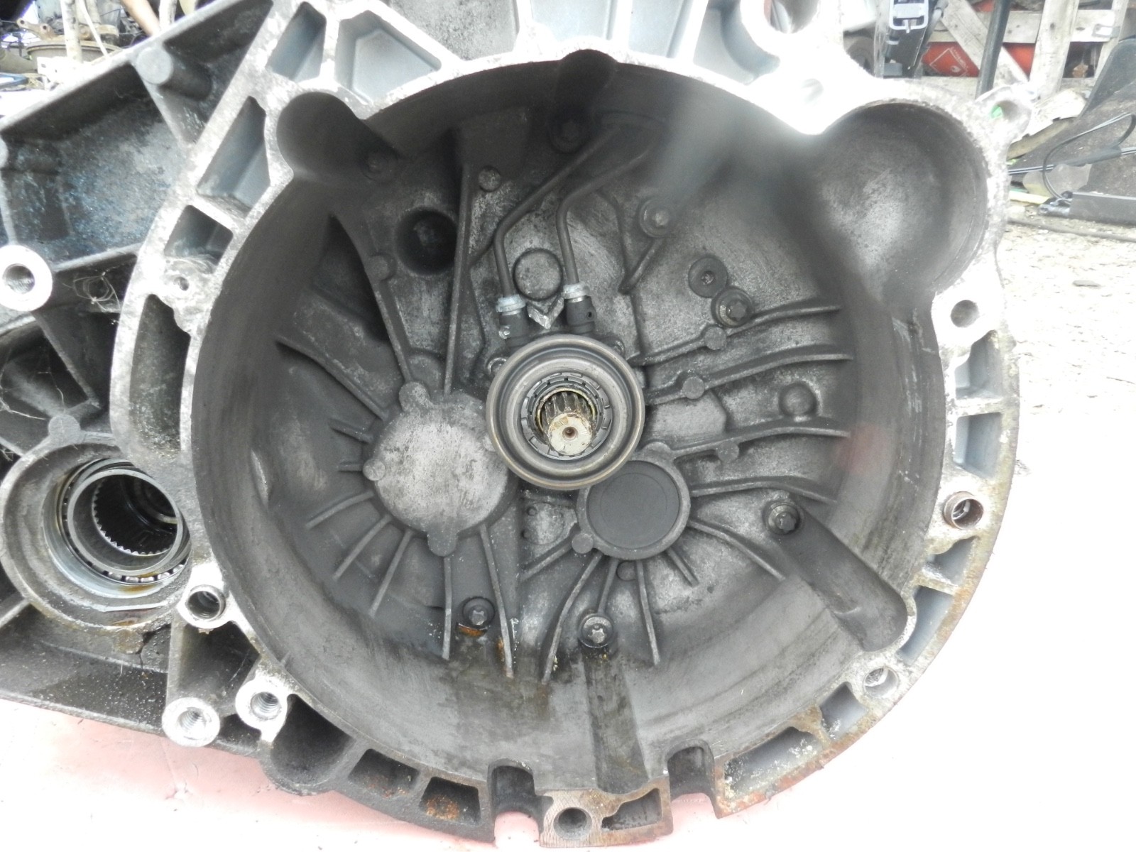 182. 2004 LANDROVER FREELANDER 1 L314. M47 DIESEL GEAR BOX - Image 6