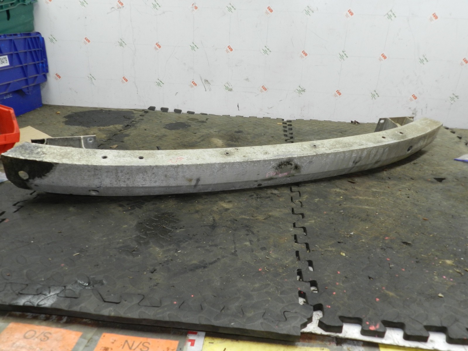 182. 2004 LANDROVER FREELANDER 1 L314. FRONT BUMPER CRASH SUPPORT BAR - Image 2