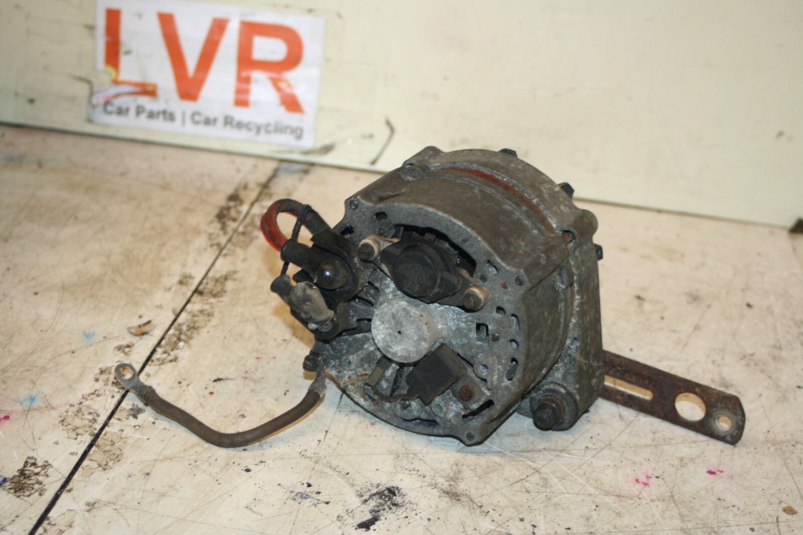 1988 BMW 525 E28. ALTERNATOR M20 0120469617 80A - Image 2