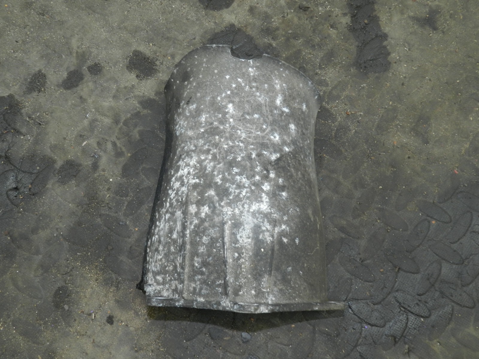 183. 2006 AUDI A4 CONVERTIBLE B7. HEAT SHIELD DRIVE SHAFT - Image 2
