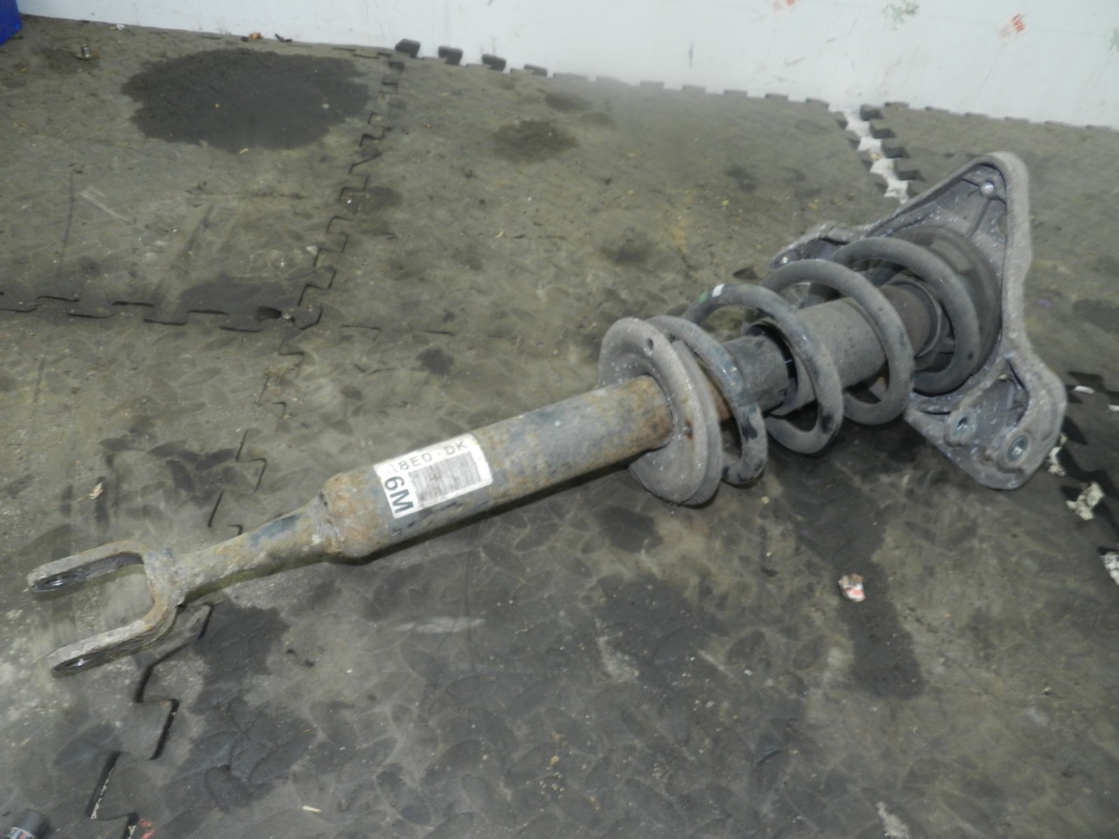 183. 2006 AUDI A4 CONVERTIBLE B7. PASSENGER SIDE FRONT SUSPENSION UNIT STRUT - Image 3
