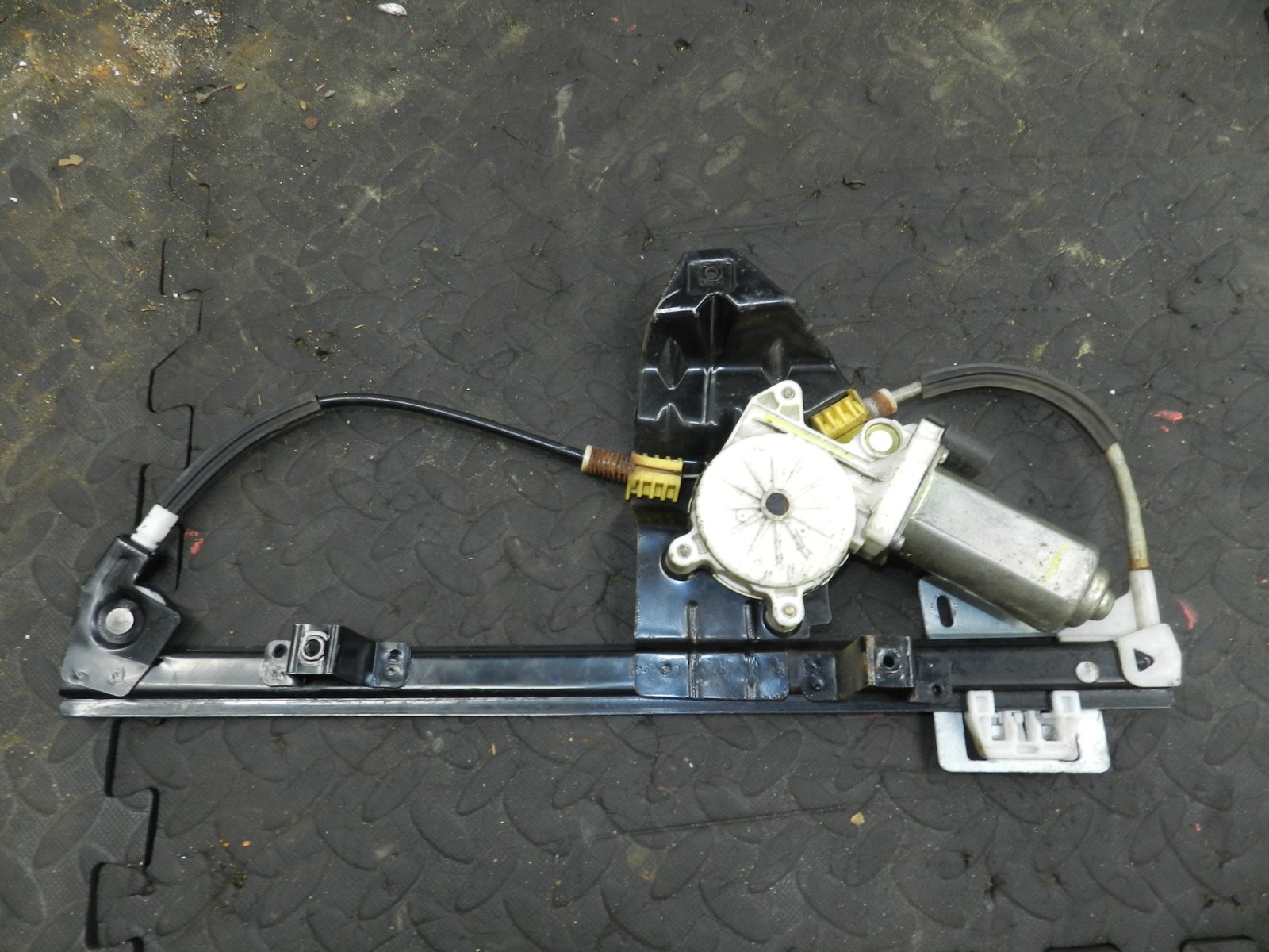 182. 2004 LANDROVER FREELANDER 1 L314. DRIVER SIDE REAR DOOR WINDOW REGULATOR - Image 3