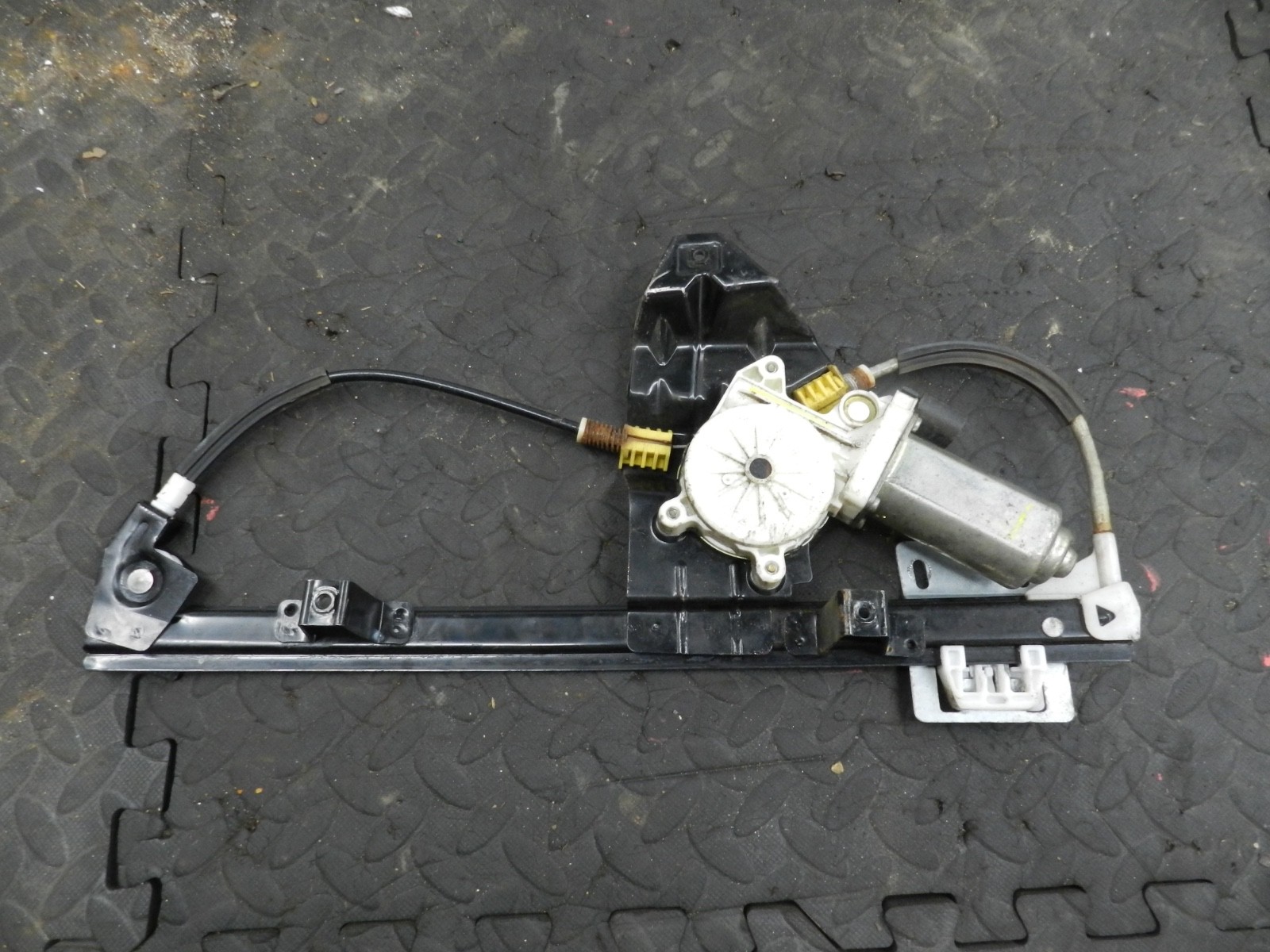 182. 2004 LANDROVER FREELANDER 1 L314. DRIVER SIDE REAR DOOR WINDOW REGULATOR - Image 4